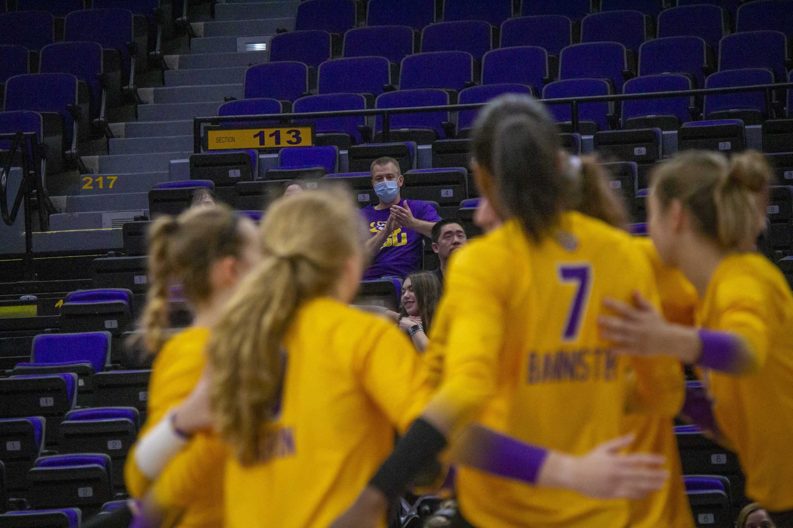 PHOTOS: LSU volleyball defeats Florida