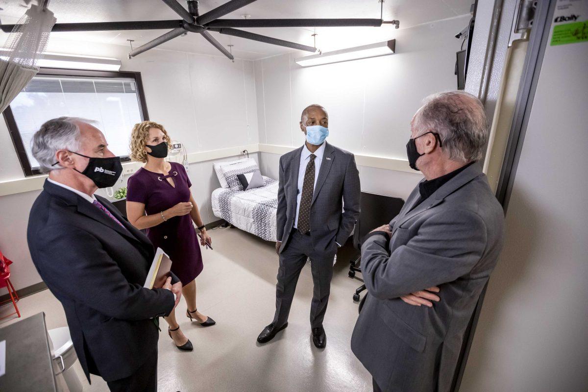 President William F. Tate IV tours the Pennington Biomedical Research Center during his first semester at LSU.&#160;