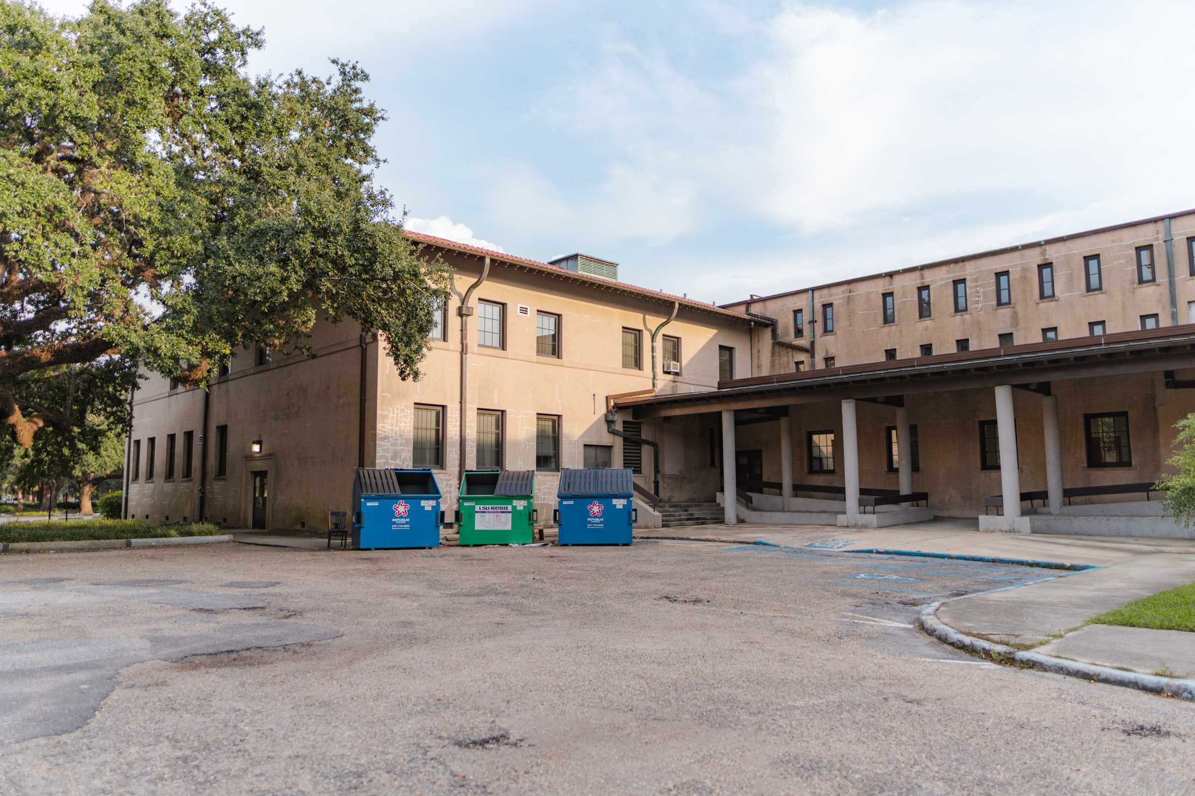 PHOTOS: Diving into the life of dumpsters on campus