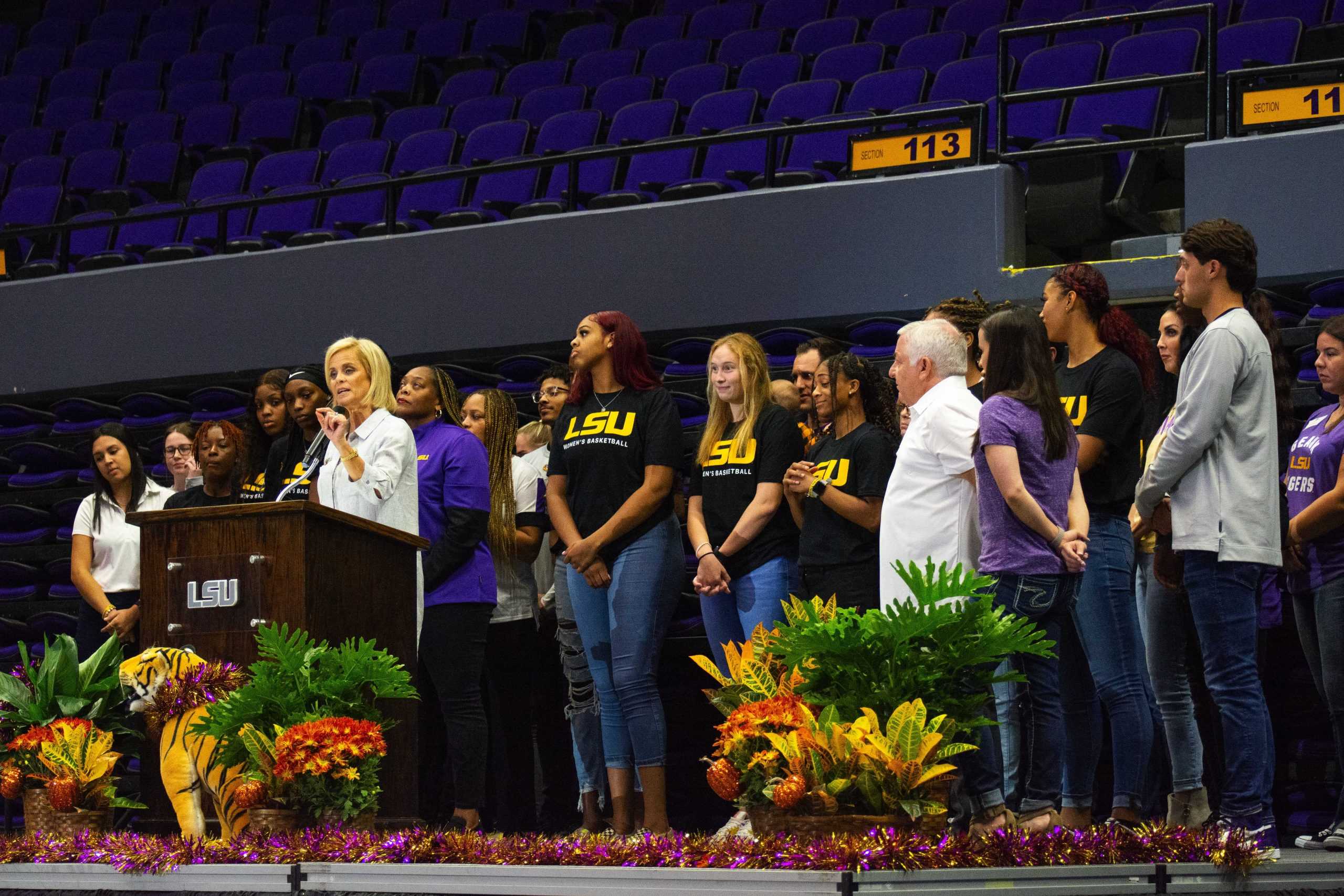 From booster event to big exhibition win, Mulkey has excitement building in LSU women's hoops