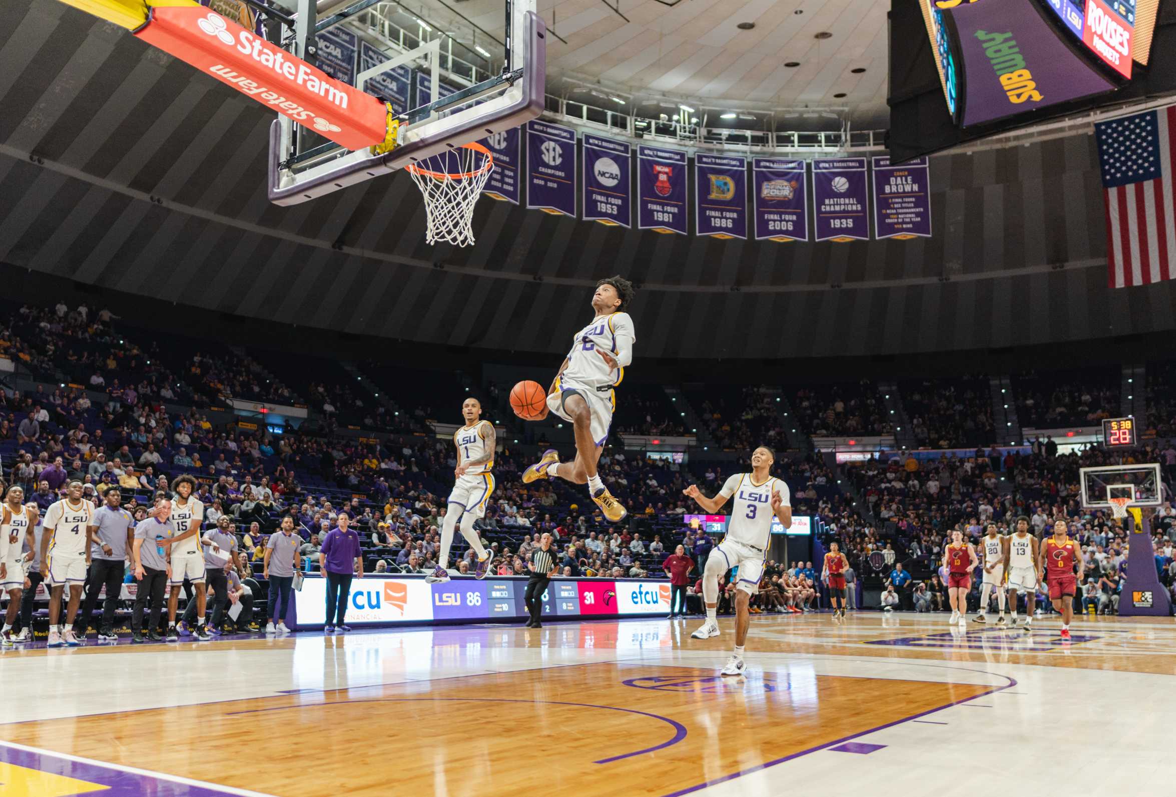 LSU obliterates ULM: Five takeaways from men's hoops dominant season opener