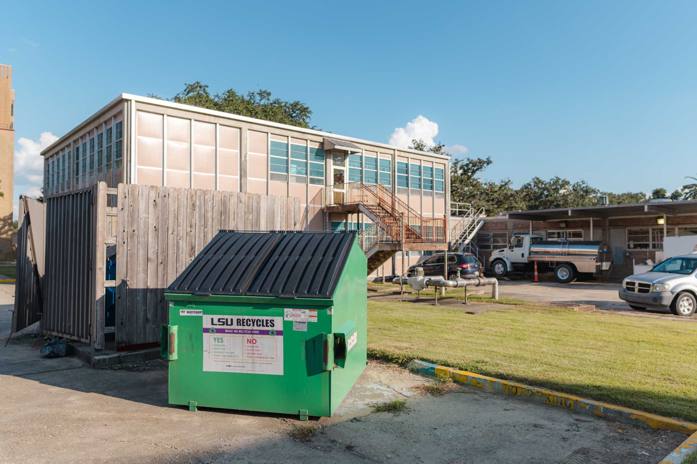 PHOTOS: Diving into the life of dumpsters on campus