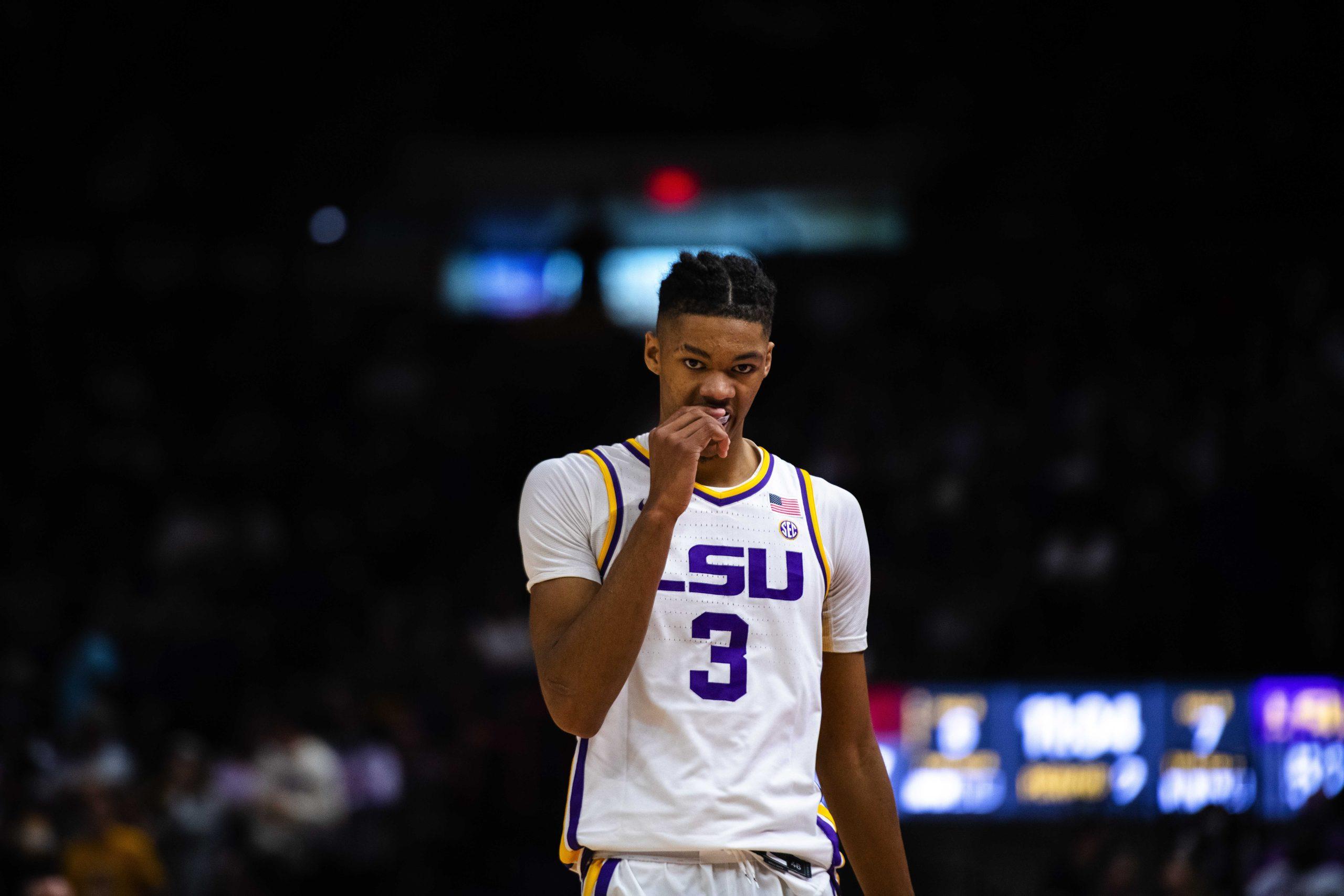 'A breath of fresh air:' LSU bench comes alive to lead Tigers to win over Texas State