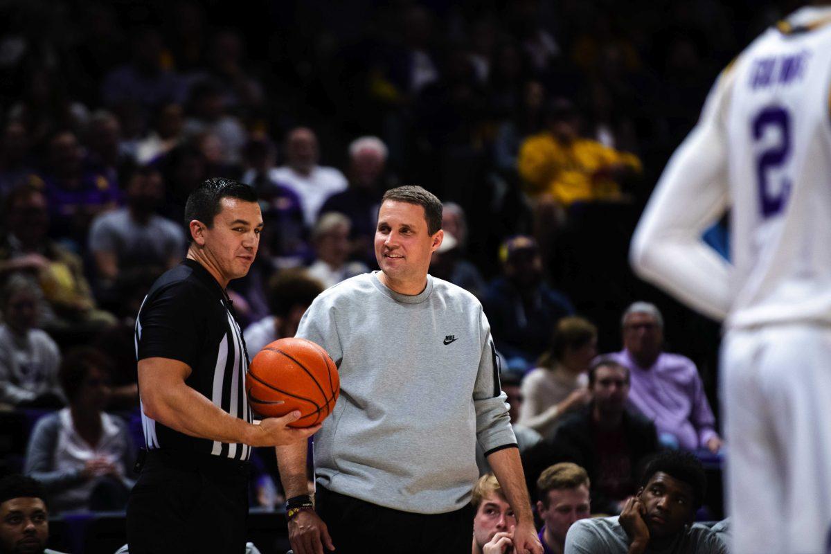 LSU men's basketball head coach Will Wade speaks to the referee Thursday, Nov. 18, 2021, during LSU&#8217;s 85-46 win against McNeese in the Pete Maravich Assembly Center on North Stadium Drive in Baton Rouge, La.