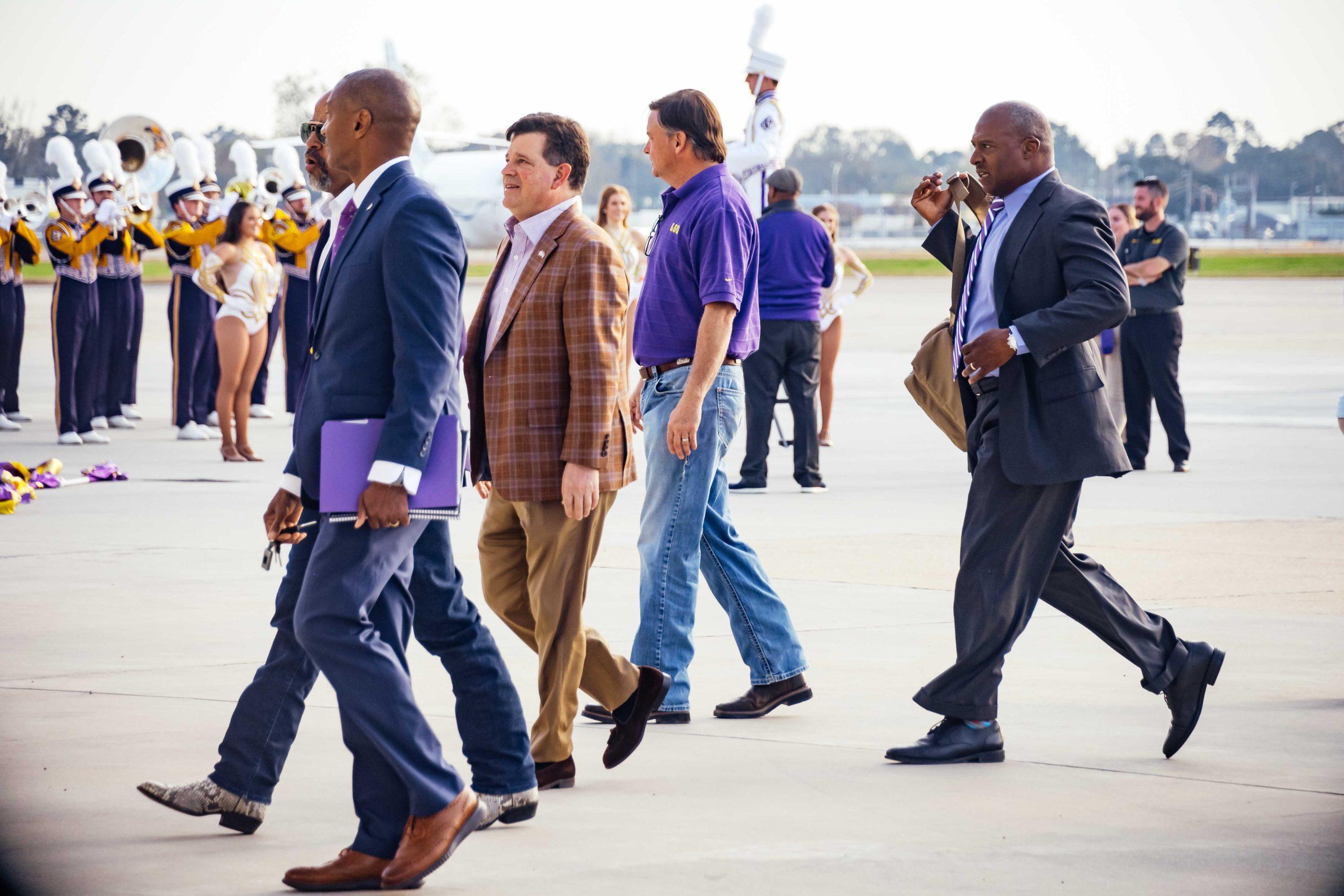 PHOTOS: Newly hired LSU football head coach Brian Kelly and family fly into Baton Rouge