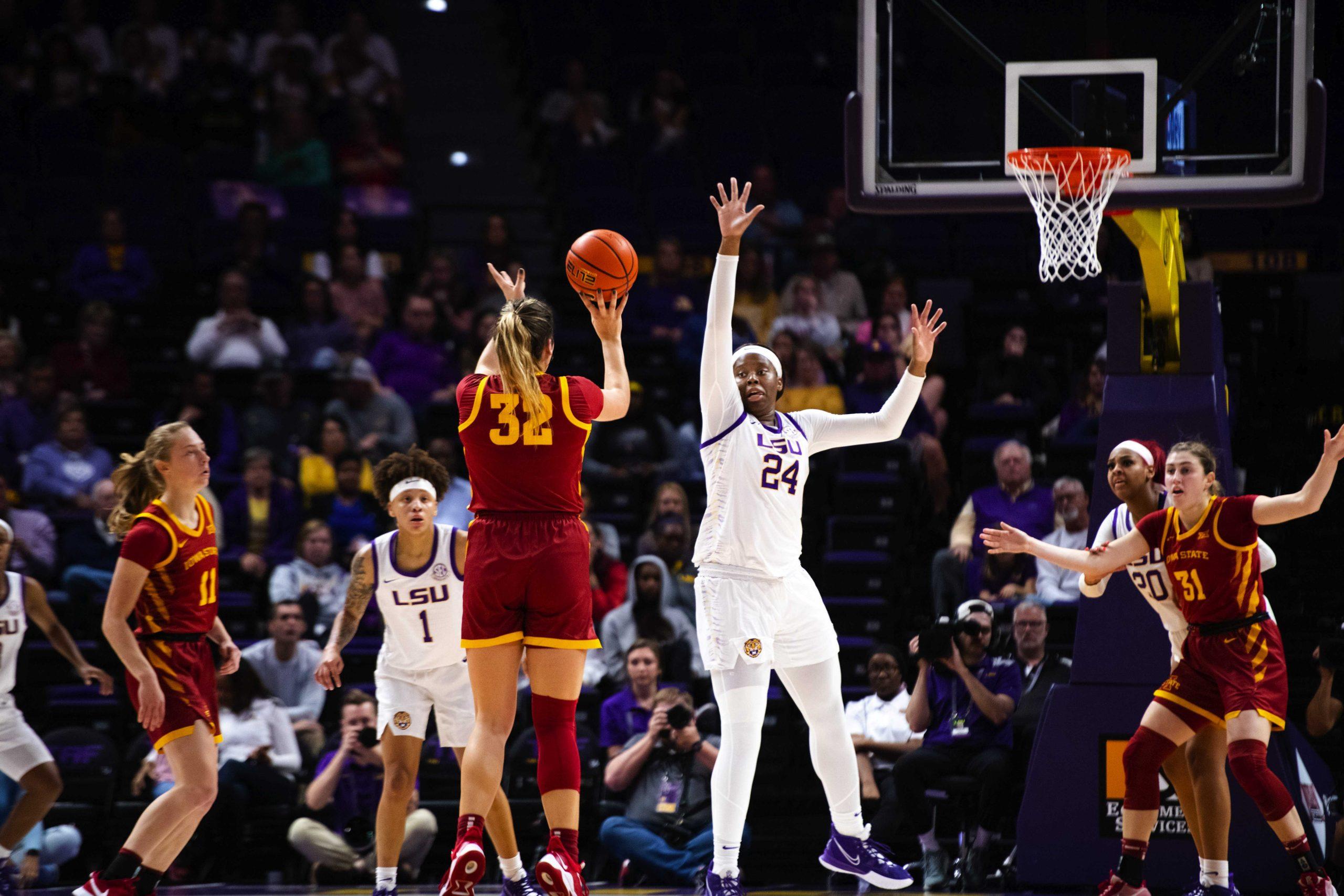 PHOTOS: LSU women's basketball defeats Iowa State 69-60 in the Pete Maravich Assembly Center