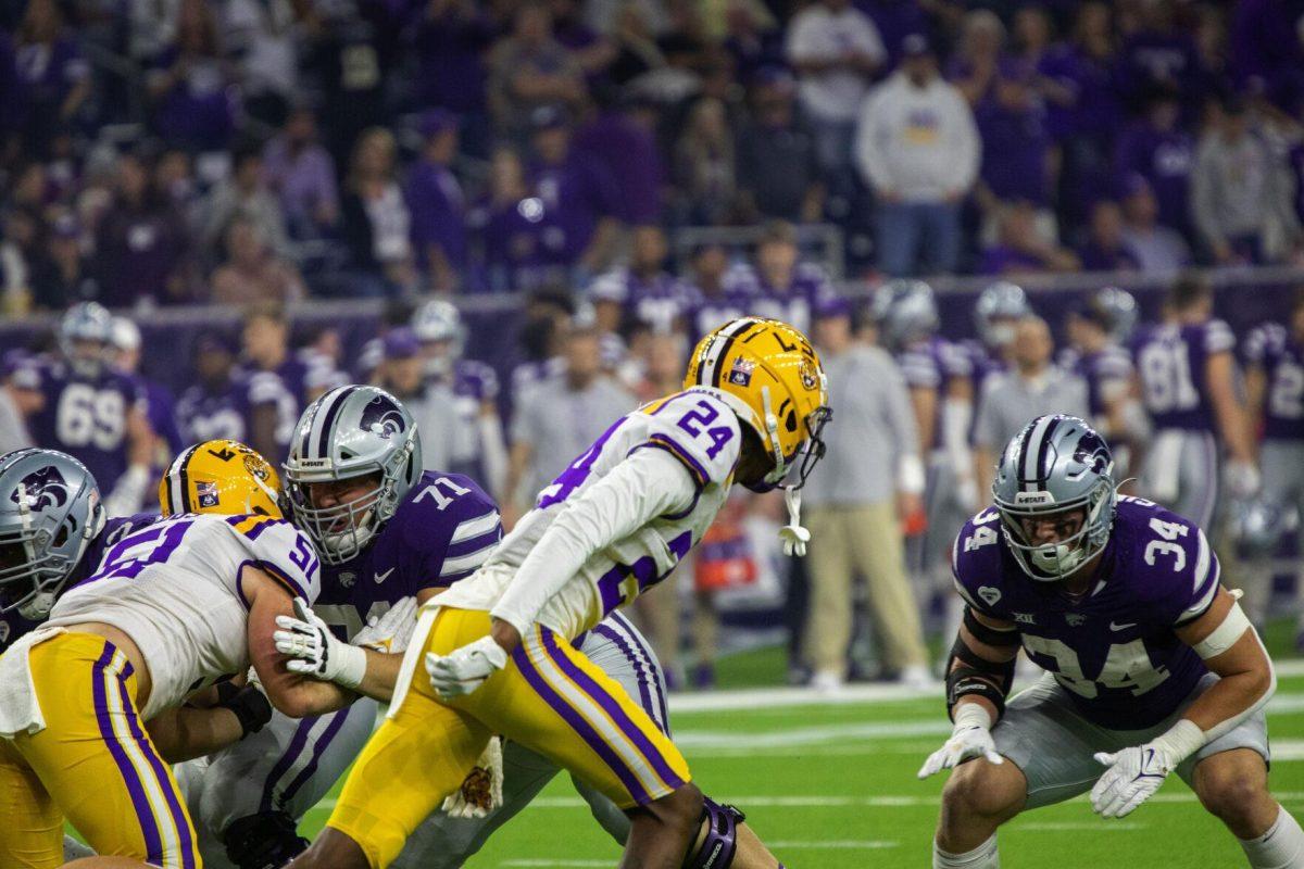 LSU football senior cornerback Darren Evans (24) attempts to block an extra point Tuesday, Jan. 4, 2022, during LSU&#8217;s 42-20 loss against Kansas State at NRG Stadium in Houston, TX.