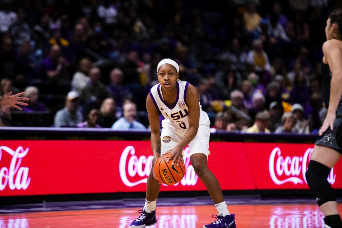 LSU women&#8217;s basketball graduate student guard Khayla Pointer (3) dribbles the ball Sunday, Jan. 16, 2022, during LSU&#8217;s 82-64 win against Vanderbilt in the Pete Maravich Assembly Center on North Stadium Drive in Baton Rouge, La.