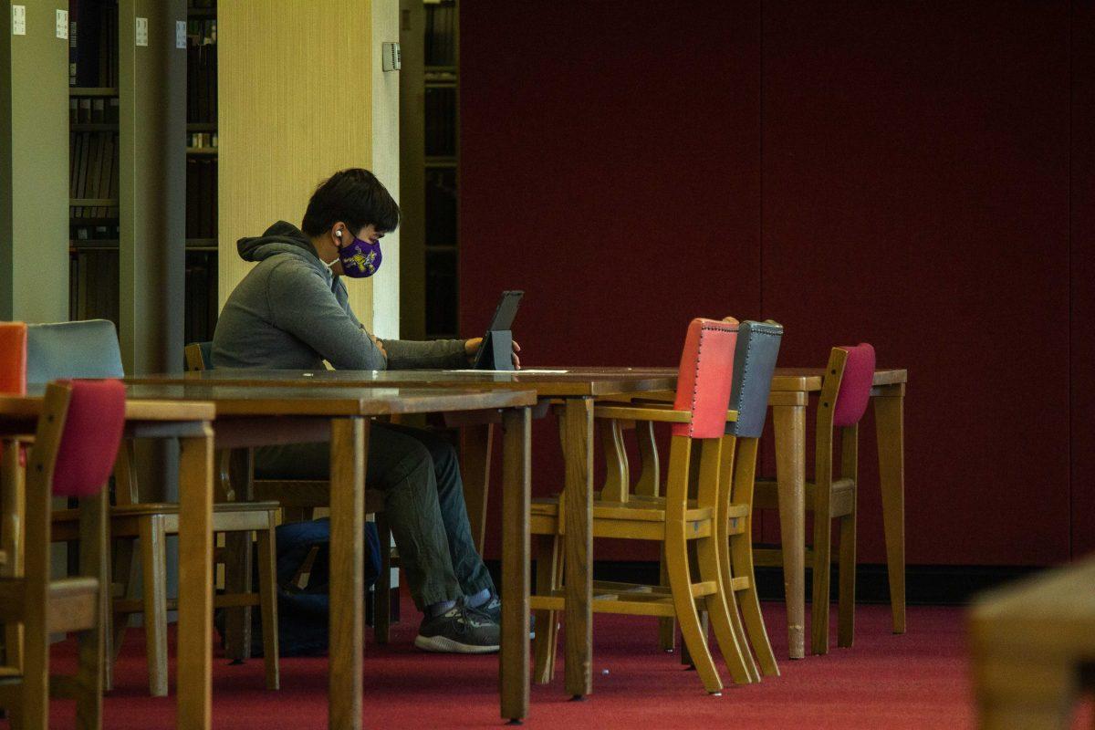 A LSU students does work Jan. 19, 2022, in the LSU Library.