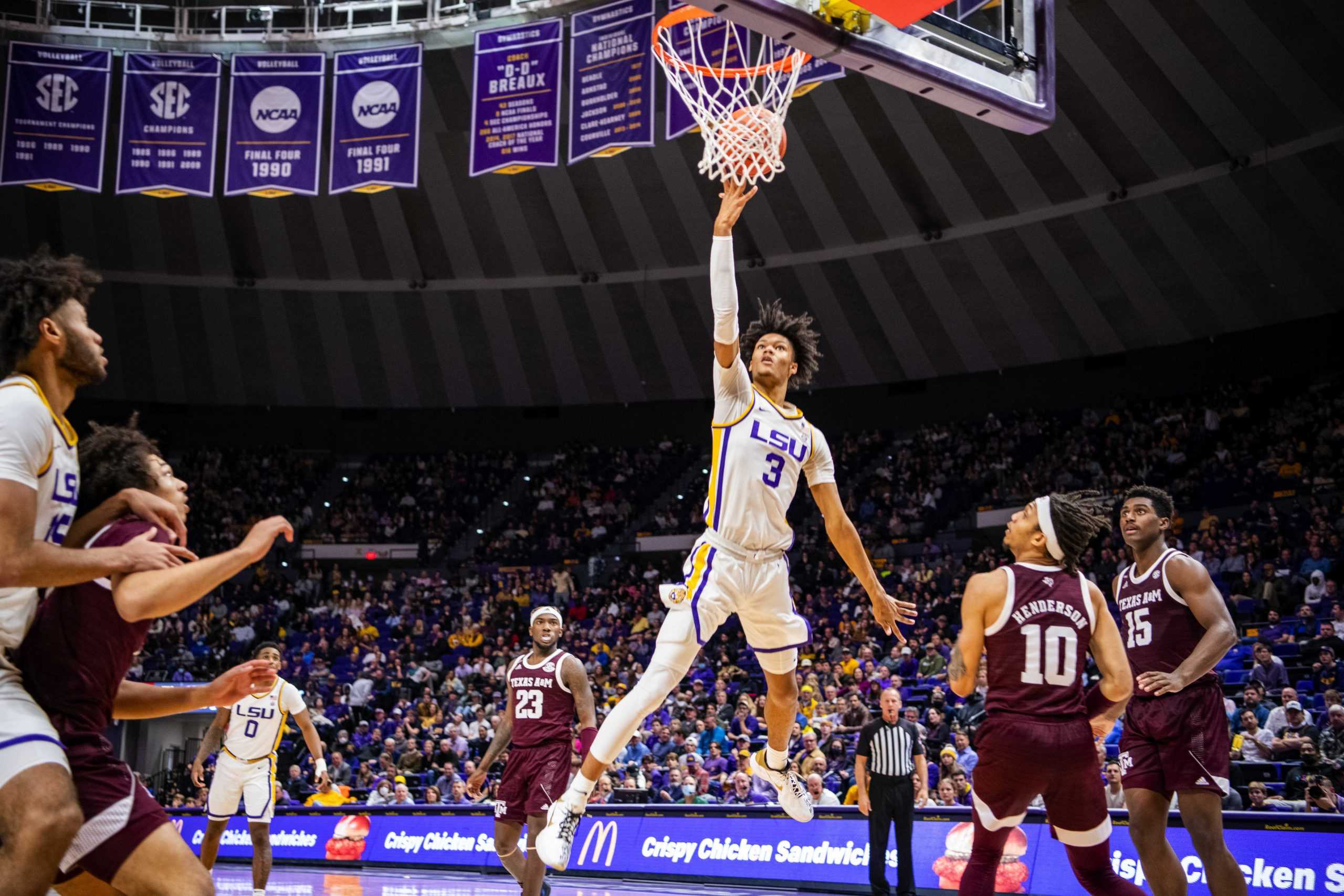 PHOTOS: LSU men's basketball defeats Texas A&M 70-64