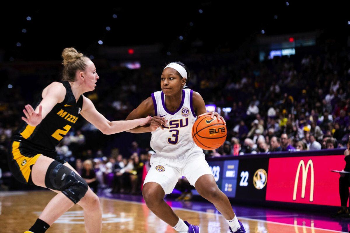 LSU women’s basketball graduate student guard Khayla Pointer (3) assesses the play Thursday, Jan. 13, 2022, during LSU’s 87-85 overtime win against Missouri in the Pete Maravich Assembly Center on North Stadium Drive in Baton Rouge, La.