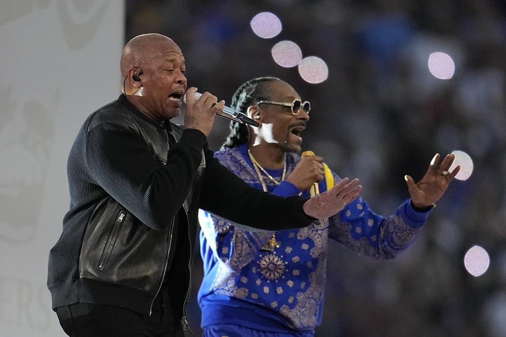 <span>Dr. Dre, left, and Snoop Dogg perform during halftime of the NFL Super Bowl 56 football game between the Los Angeles Rams and the Cincinnati Bengals Sunday, Feb. 13, 2022, in Inglewood, Calif.</span>