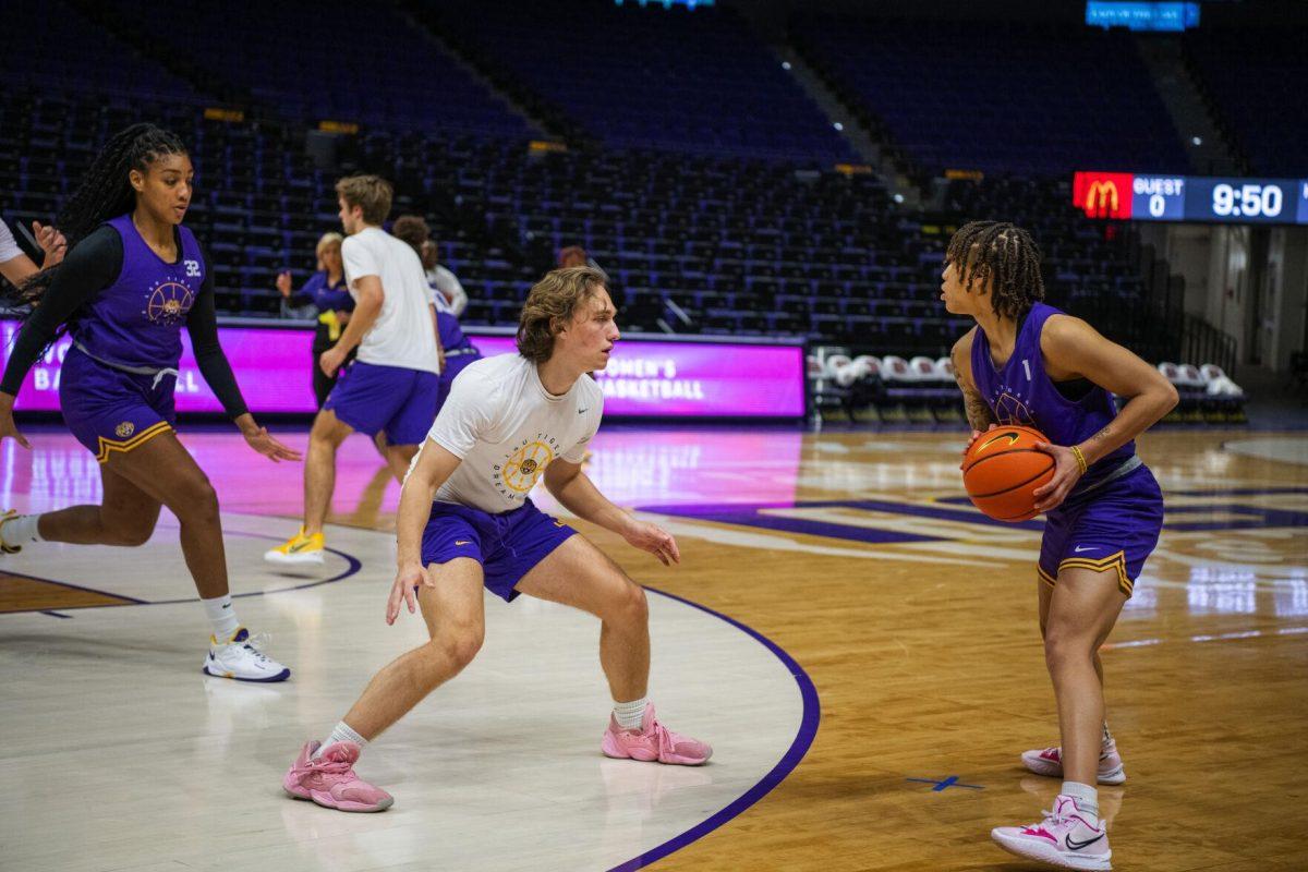 Dream Team Jacob Skwira guards LSU women&#8217;s basketball graduate student guard Jalin Cherry (1) Wednesday, Feb. 9, 2022 during the LSU women&#8217;s basketball team in the Pete Maravich Assembly Center on N. Stadium Drive in Baton Rouge, La.