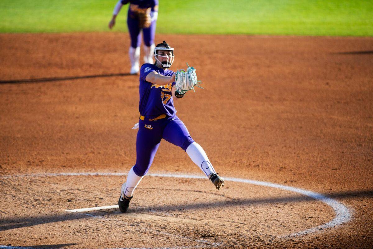 LSU softball 5th-year Senior pitcher/utility Shelbi Sunseri (27) pitches Friday, Feb. 11, 2022, during the Tigers' 3-0 win against South Alabama at Tiger Park in Baton Rouge, La.