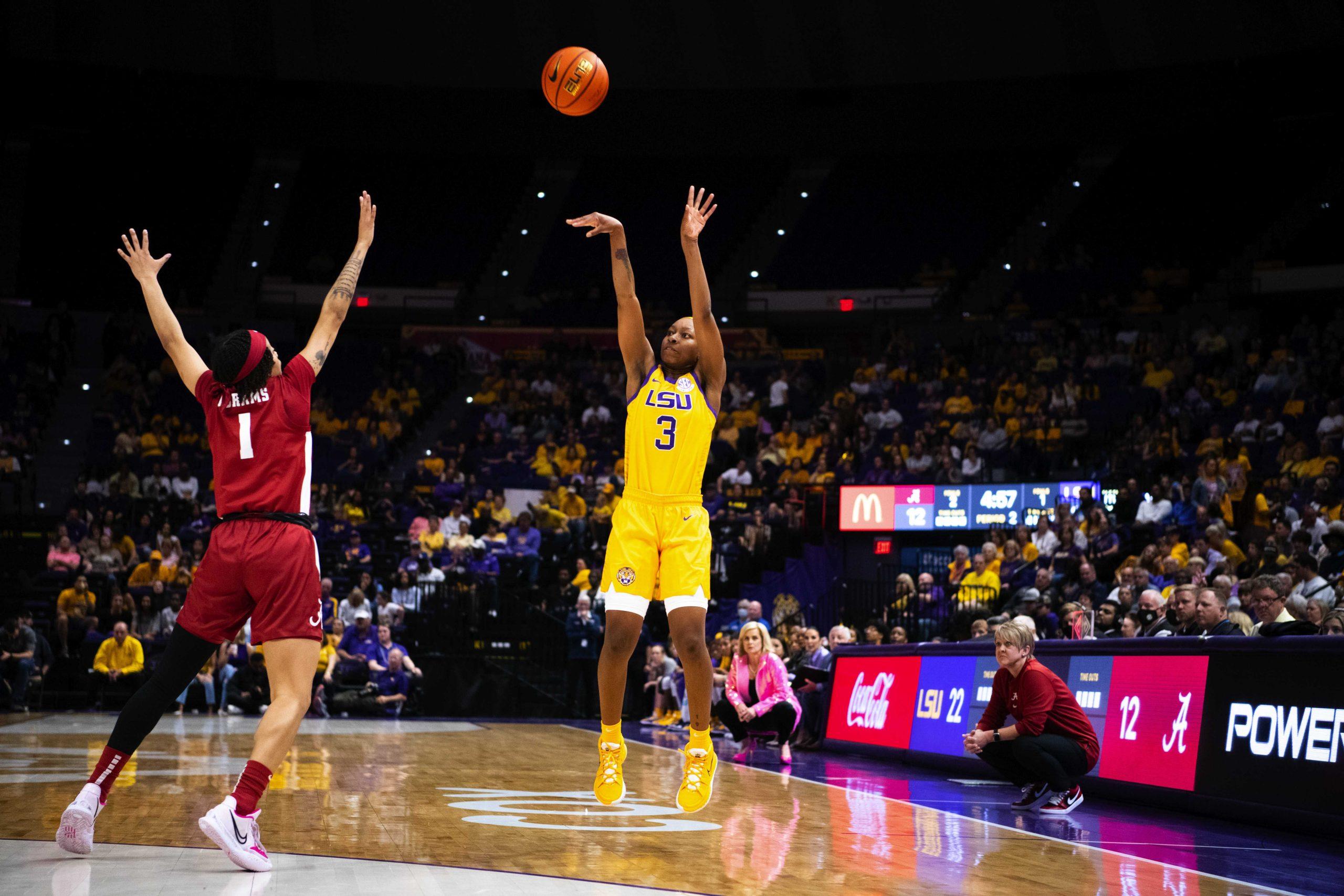 Khayla Pointer leads LSU in last minute comeback to avoid upset, 'We weren&#8217;t ready to go home'