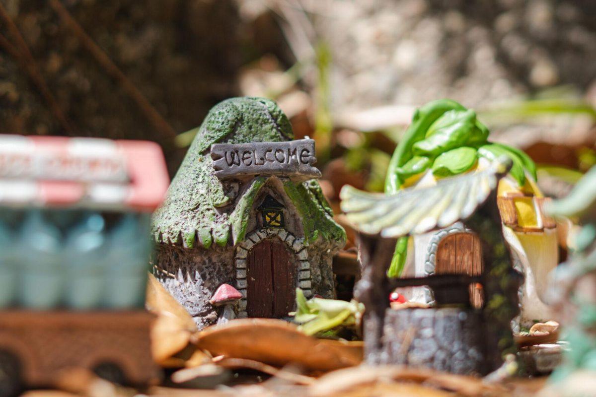 A welcome sign invites all to enjoy the Fairy Garden on Thursday, March 24, 2022, near the LSU Enchanted Forest in Baton Rouge, La.