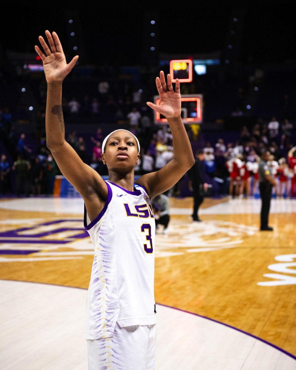 LSU women&#8217;s basketball graduate student guard Khayla Pointer (3) waves to the crowd Monday, March 21, 2022, after LSU&#8217;s 64-79 loss against Ohio State in the second round of the NCAA women&#8217;s basketball tournament in the Pete Maravich Assembly Center on North Stadium Drive in Baton Rouge, La.