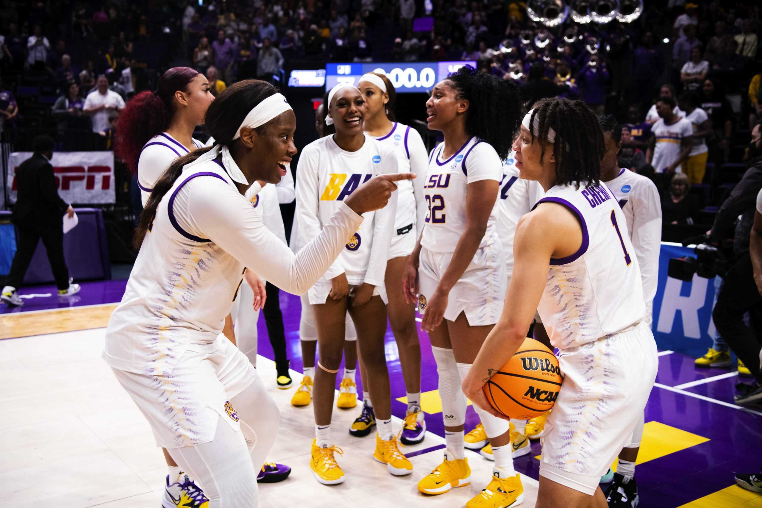 Khayla Pointer leads LSU in last minute comeback to avoid upset, 'We weren&#8217;t ready to go home'