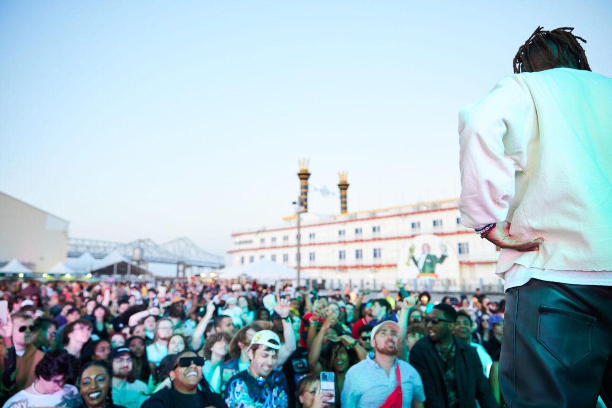 Lango performs at BUKU