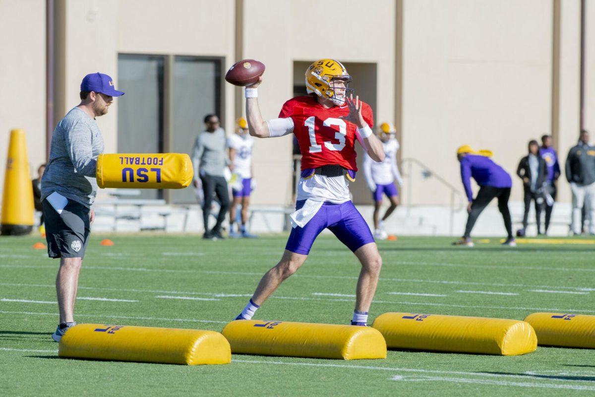 LSU football quarterback Garrett Nussmeier (13) passes the ball Thursday, April 7, 2022, during LSU&#8217;s spring practice in Baton Rouge, Louisiana.