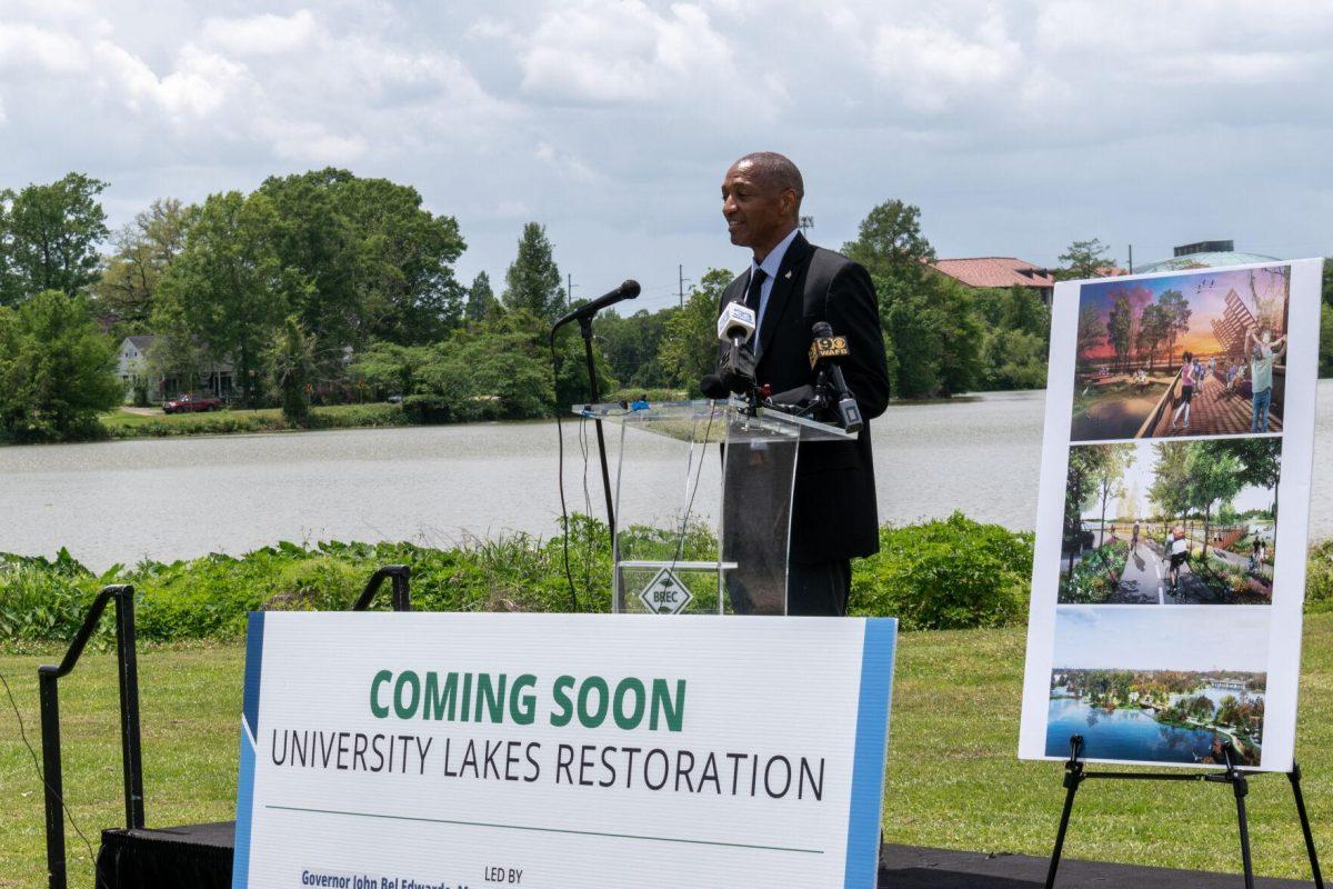 President William F. Tate IV introduced the University Lakes Restoration Project press conference.