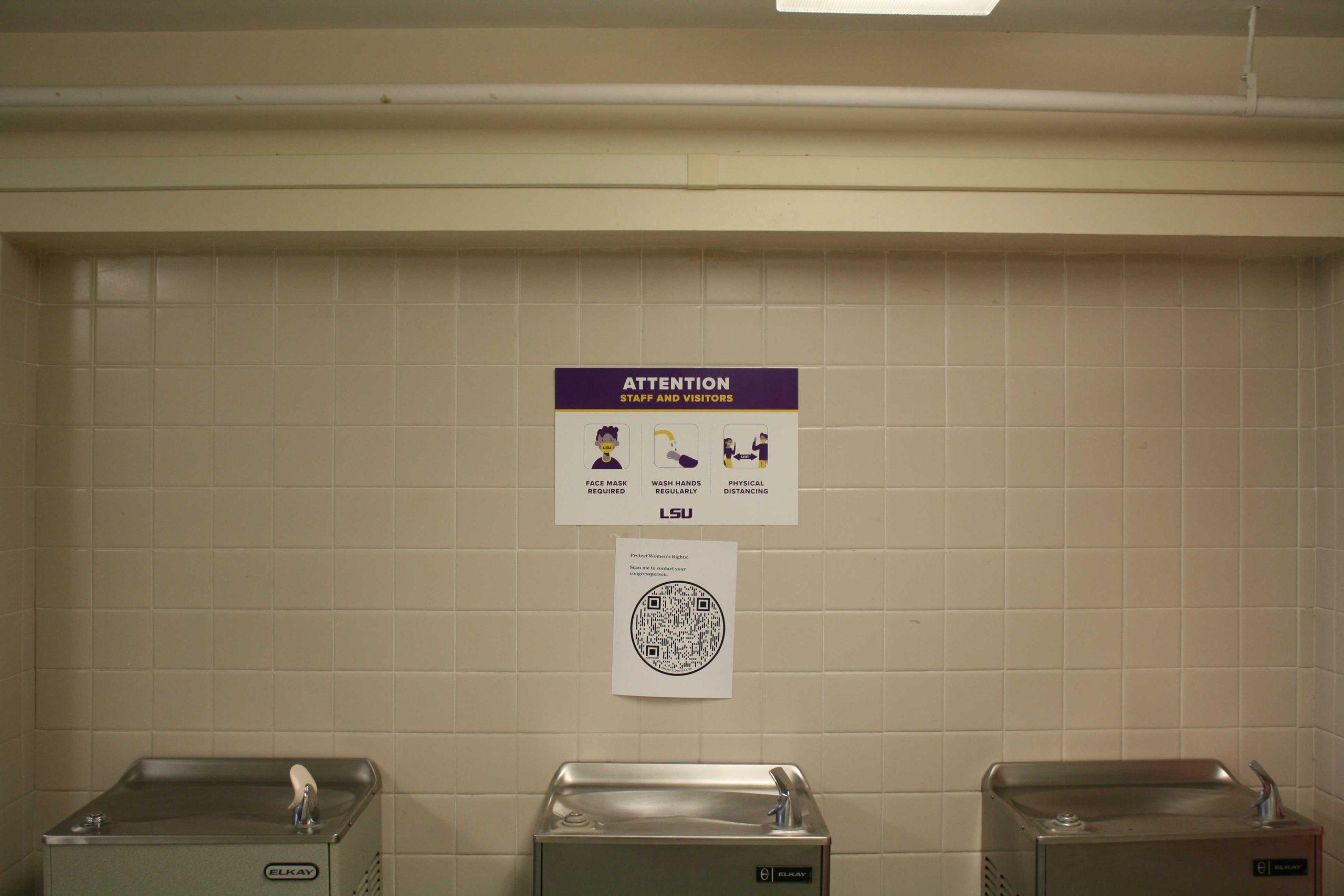 PHOTOS: Campus COVID-19 restrictions lift, signage remains