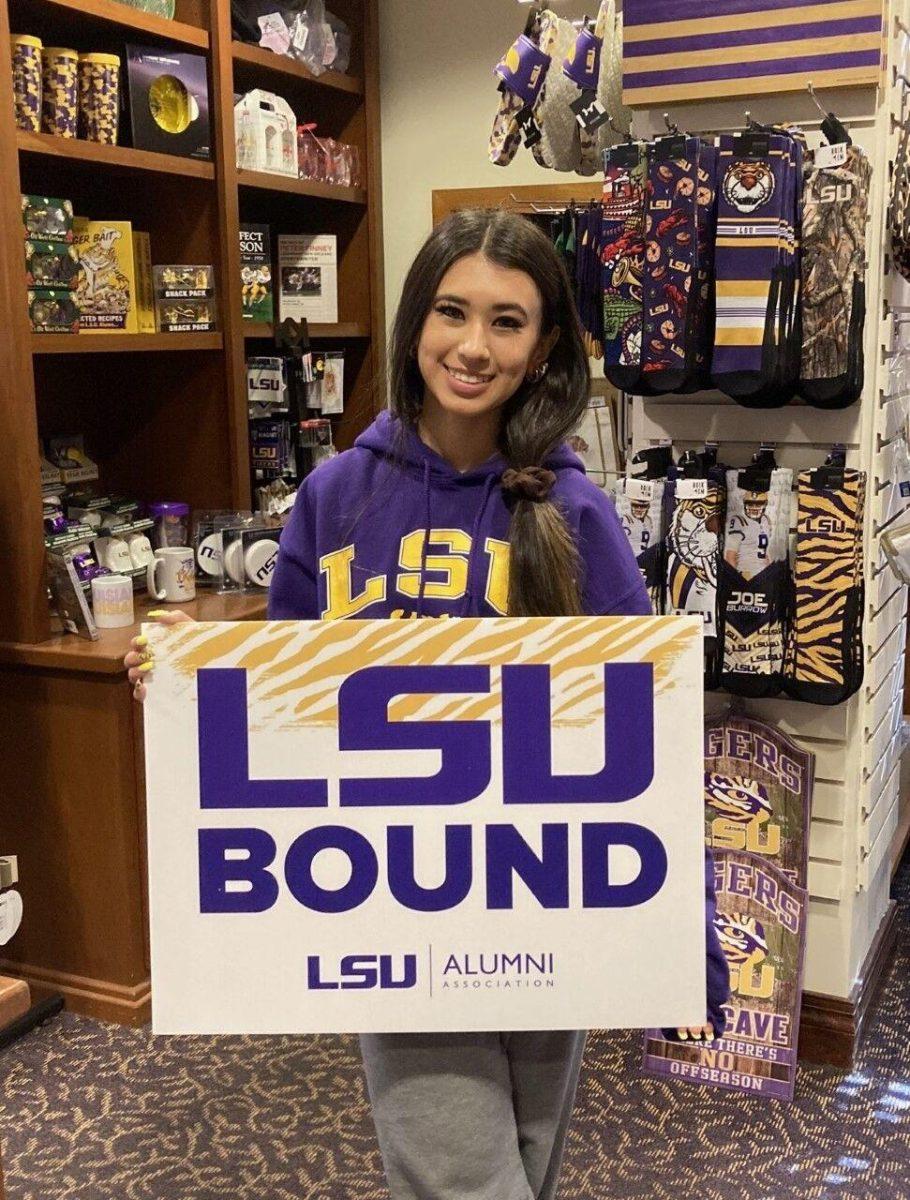 Trisha Corasis is moving to LSU from Glenview, IL.