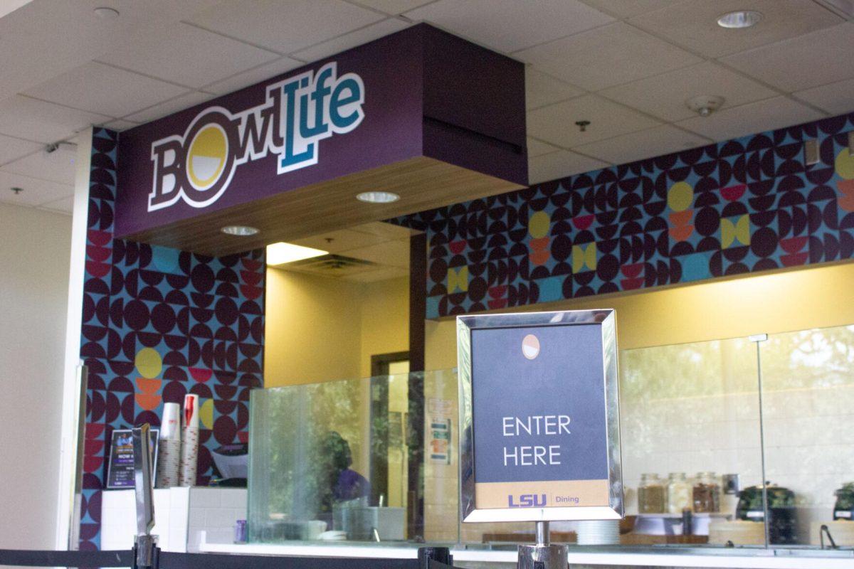 An &#8220;Enter Here&#8221; sign sits in front of Bowl Life on Sunday, Aug. 28, 2022, in the Student Union in Baton Rouge, La.