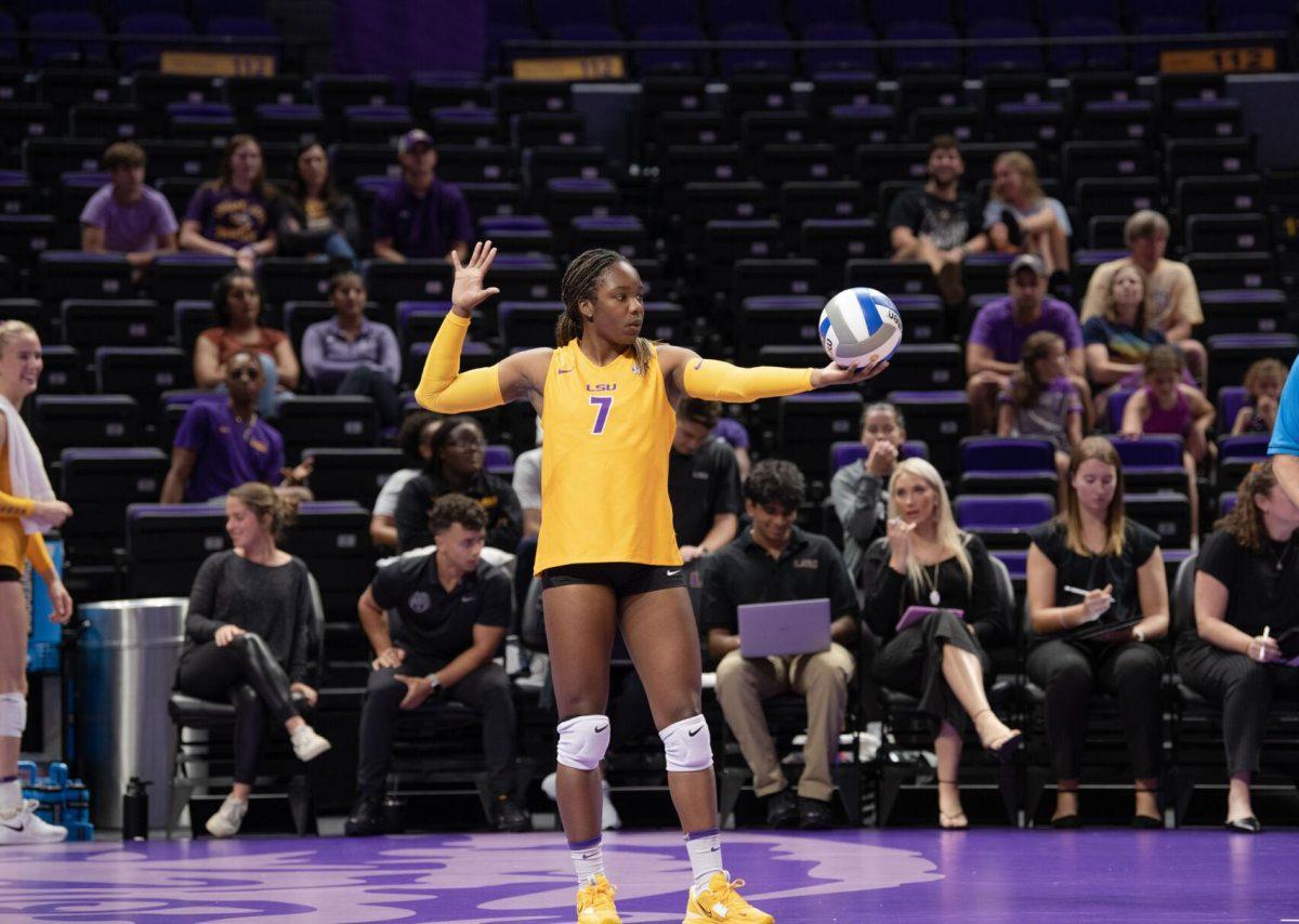 LSU volleyball freshman outside hitter/defensive specialist Bri Anderson (7) prepares to serve the ball on Friday, Sept. 2, 2022, during LSU&#8217;s 3-0 victory over Iowa State in the Pete Maravich Assembly Center in Baton Rouge, La.