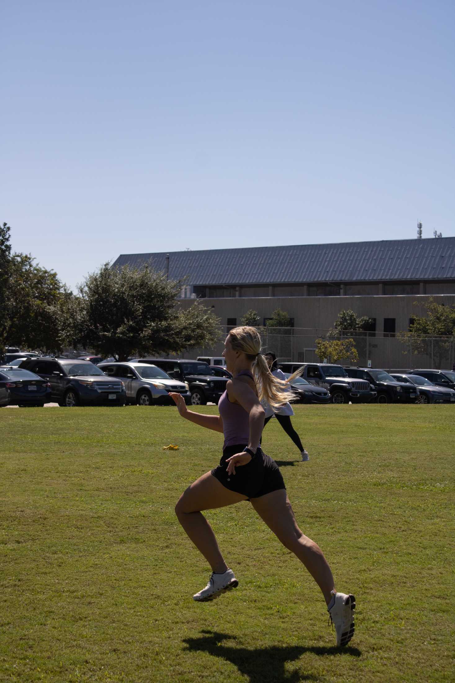 Kinesiology jogging elective teaches running, effective exercise for sustainable life