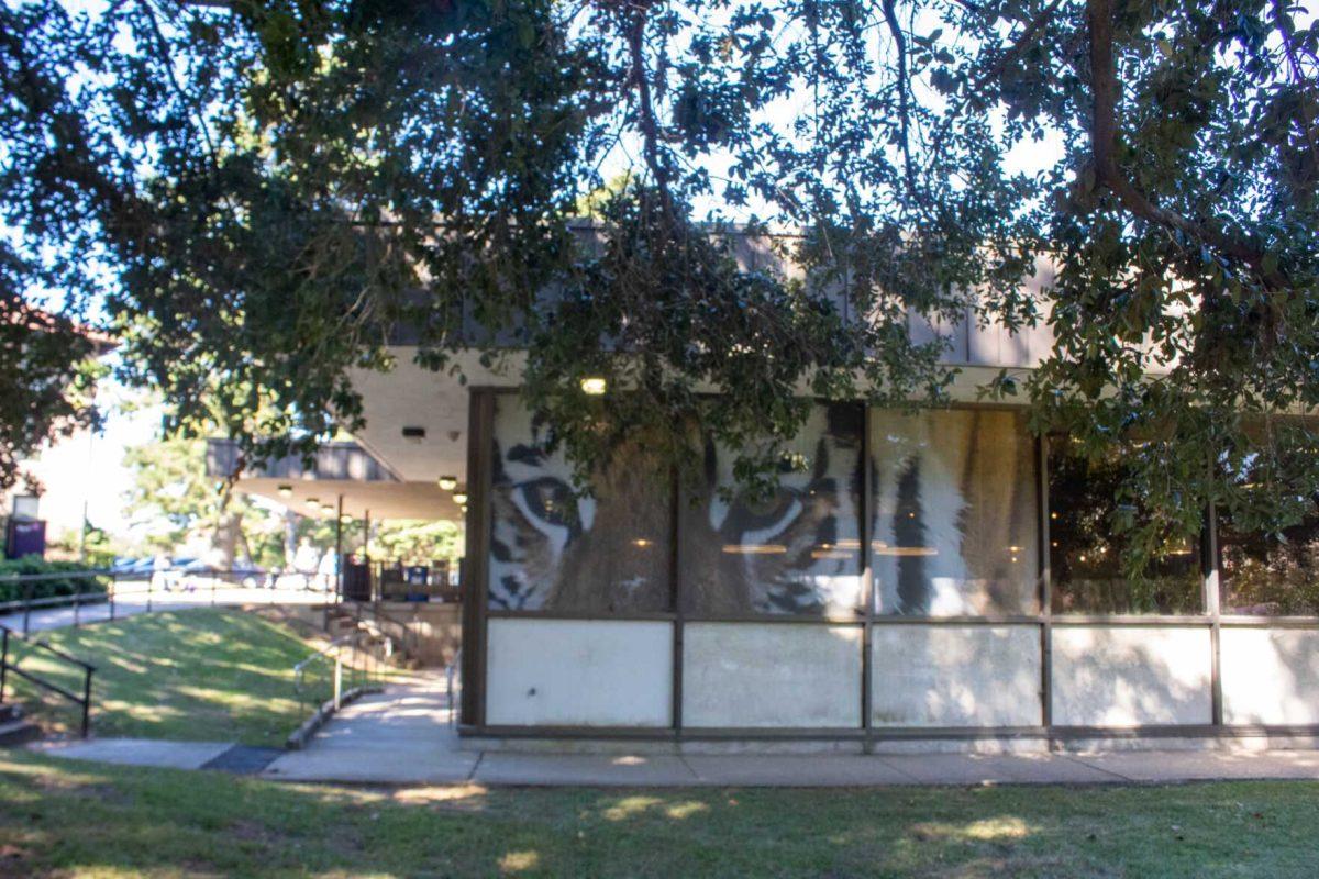 An image of Mike the Tiger is seen on the corner of The Five building on Thursday, Sept. 29, 2022, at The Five dining hall on LSU's Campus.