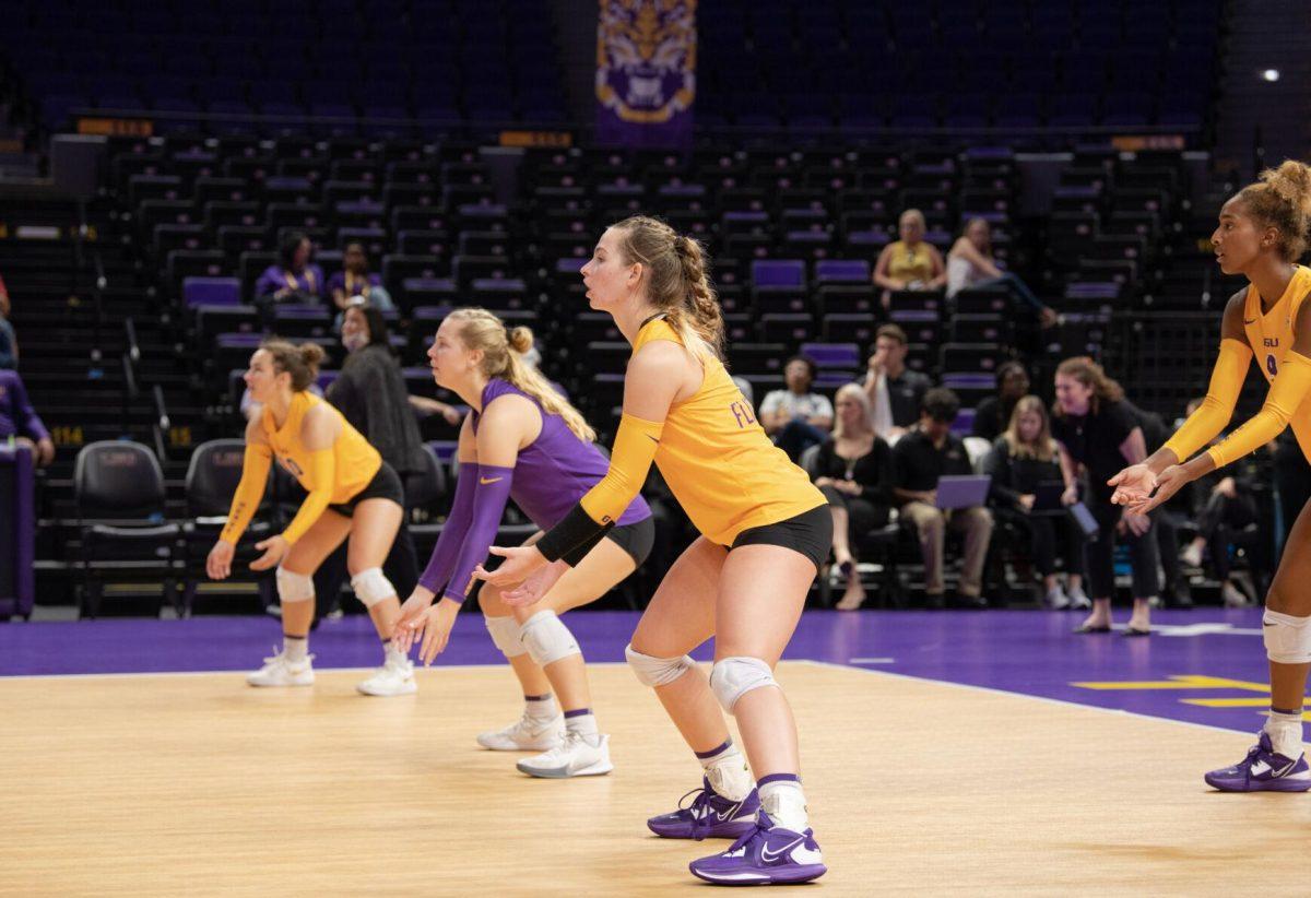 LSU volleyball junior outside hitter Paige Flickinger (2) gets into position on Friday, Sept. 2, 2022, during LSU&#8217;s 3-0 victory over Iowa State in the Pete Maravich Assembly Center in Baton Rouge, La.