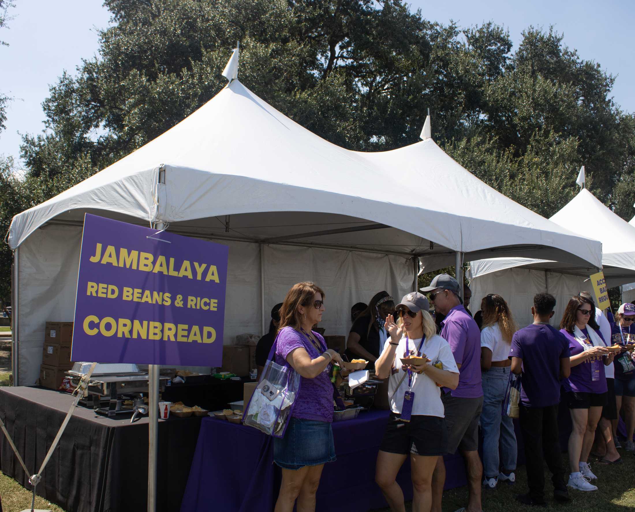 PHOTOS: Family Weekend Tailgate