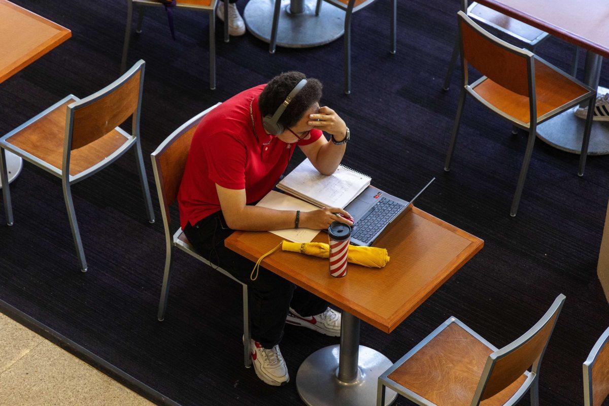 A student works alone Monday, Sept. 12, 2022, in the LSU Student Union.