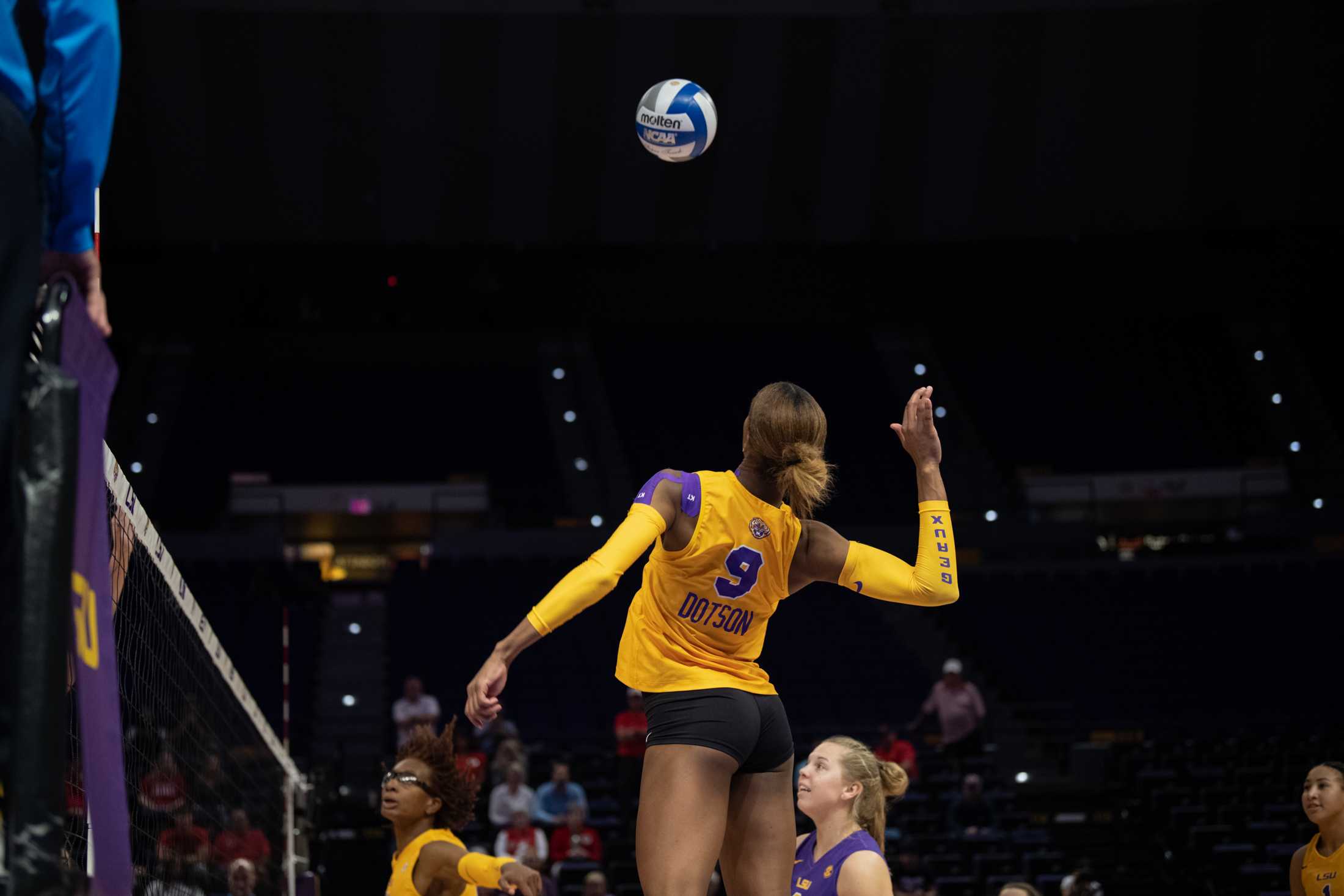 PHOTOS: Volleyball splits series 1-1 against Ole Miss