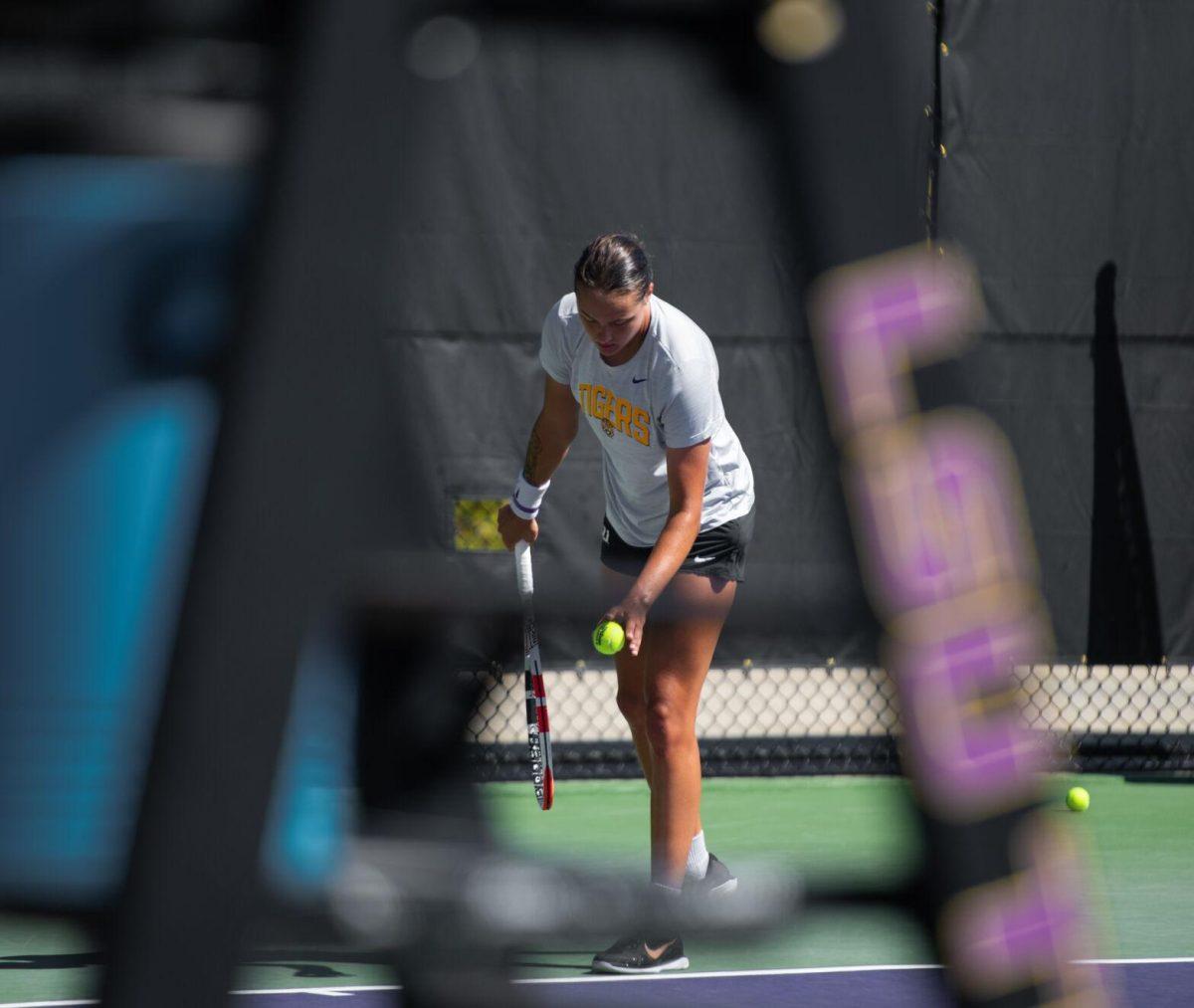 LSU women&#8217;s tennis freshman Anastasiya Komar prepares to serve Friday, Oct. 14, 2022, during the ITA Southern Regional in the singles round of 64 at the LSU Tennis Complex on Gourrier Avenue in Baton Rouge, La.