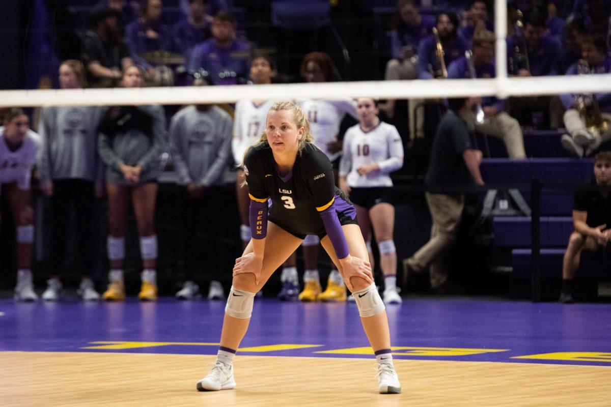 LSU volleyball sophomore libero Ella Larkin (3) stands ready on Saturday, Oct. 29, 2022, during LSU&#8217;s 3-2 victory against Mississippi State at the Pete Maravich Assembly Center in Baton Rouge, La.