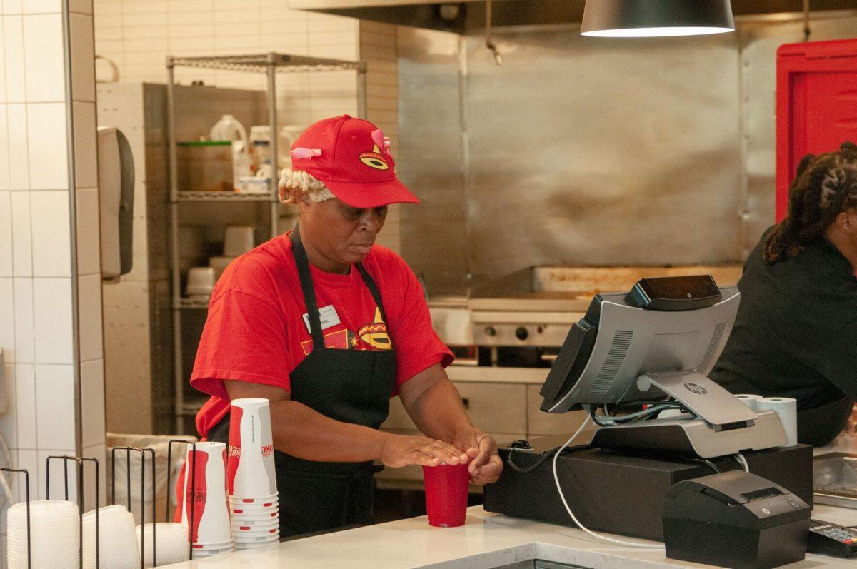 An employee at Zippy&#8217;s prepares a beverage on Thursday, Oct. 6, 2022, in the LSU Student Union on Highland Road in Baton Rouge, La.