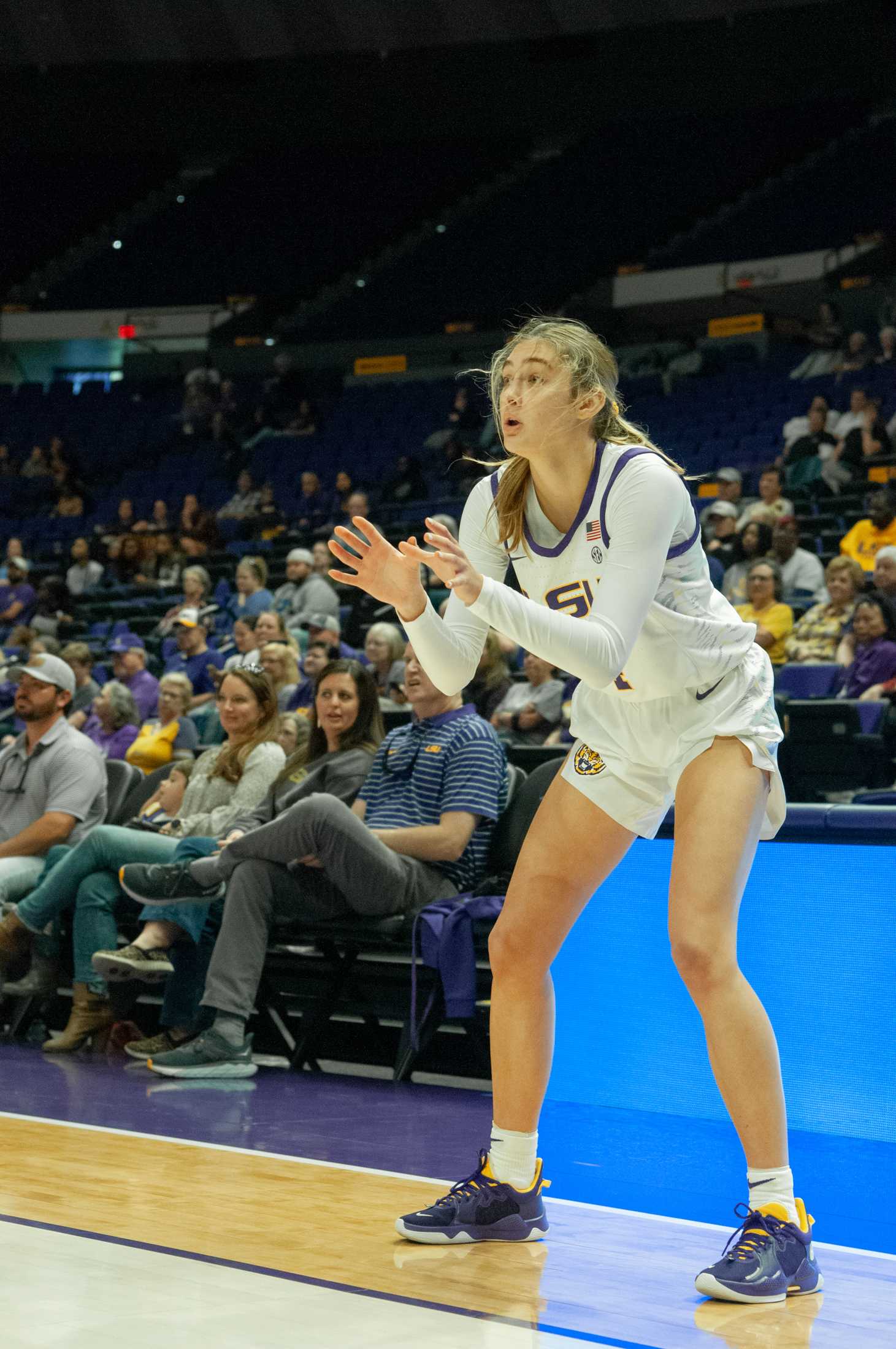 PHOTOS: Women's basketball defeats Mississippi College 88-35 in exhibition game