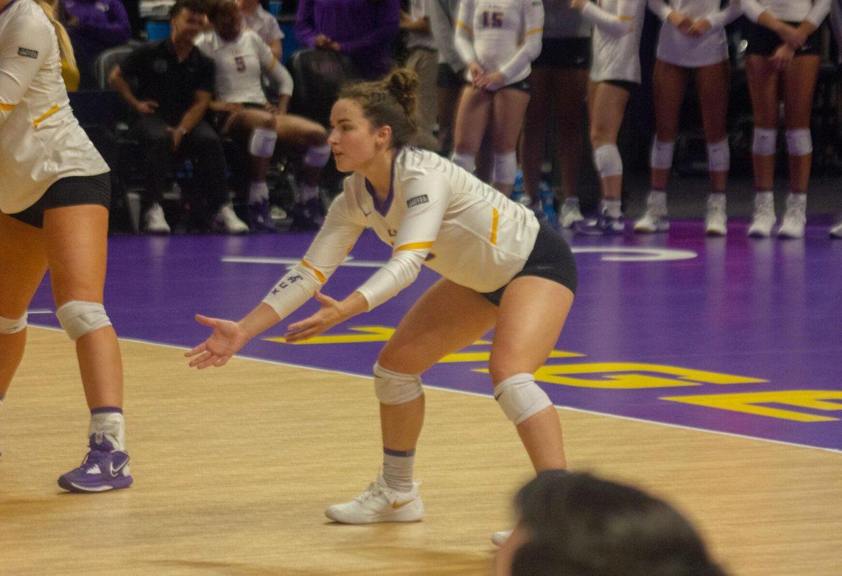 LSU volleyball senior defensive specialist Jill Bohnet (10) gets into position on Friday, Sept. 30, 2022, during their 3-2 victory against Ole Miss at the Pete Maravich Assembly Center in Baton Rouge, La.