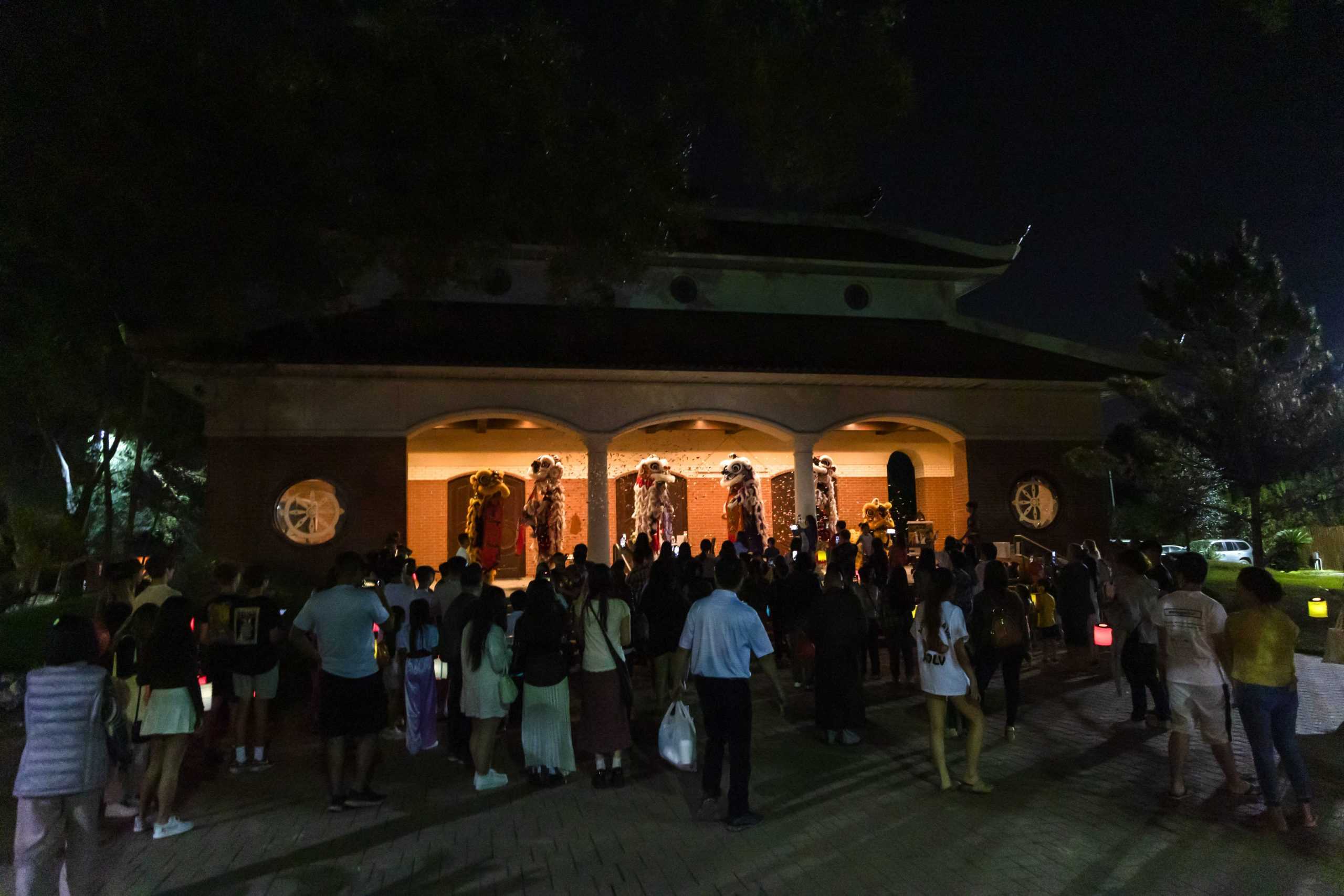 PHOTOS: Tam Bao Buddhist Temple hosts Mid-Autumn Festival