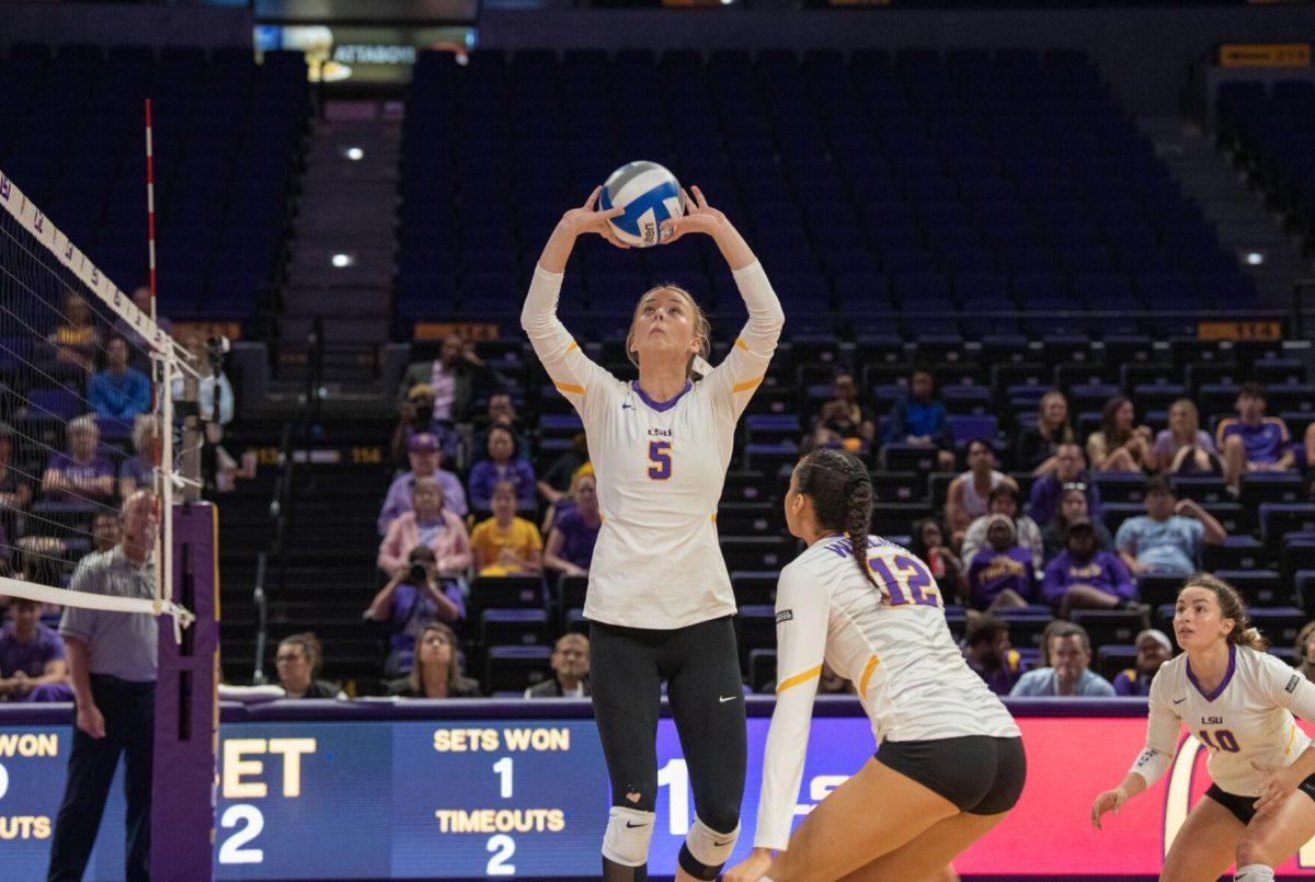 LSU volleyball graduate student setter Josie Vondran (5) sets the ball for her teammates on Wednesday, Oct. 5, 2022, before their 3-2 victory over Auburn in the Pete Maravich Assembly Center on N. Stadium Drive.