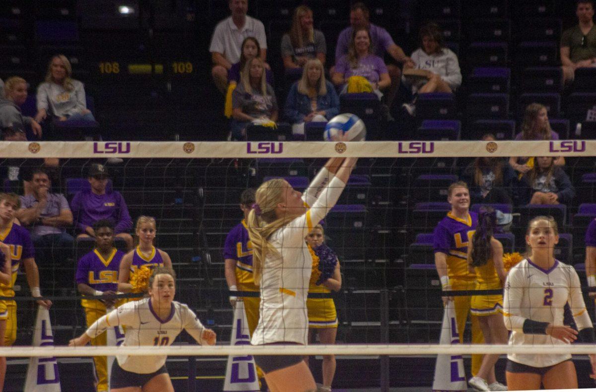 LSU volleyball graduate student setter Josie Vondran (5) sets the ball on Friday, Sept. 30, 2022, during their 3-2 victory against Ole Miss at the Pete Maravich Assembly Center in Baton Rouge, La.