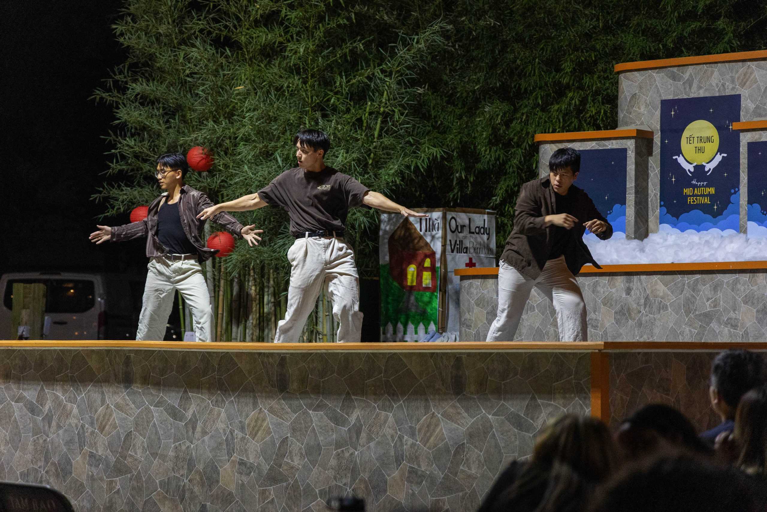 PHOTOS: Tam Bao Buddhist Temple hosts Mid-Autumn Festival