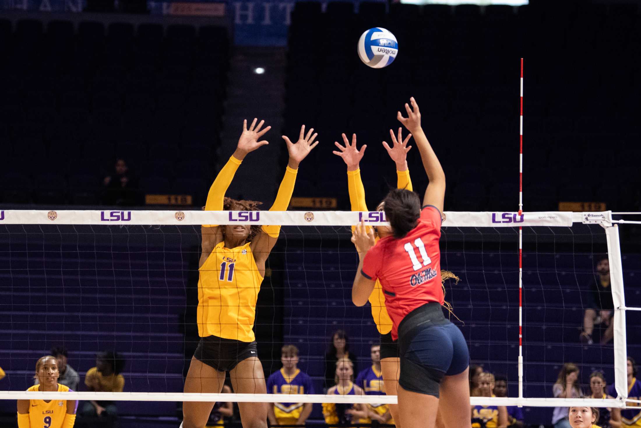 PHOTOS: Volleyball splits series 1-1 against Ole Miss