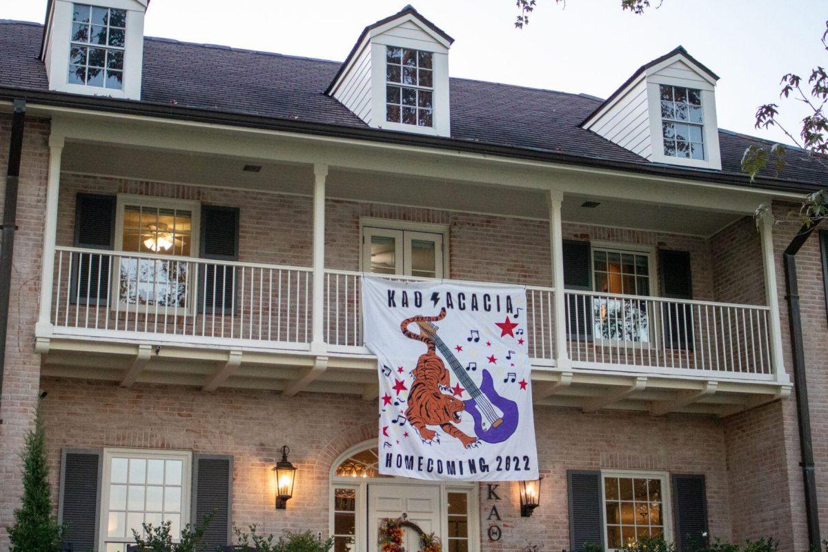 The Kappa Alpha Theta Sorority house hangs a homecoming themed banner outside on Thursday, Oct. 20, 2022, on West Lakeshore Drive on LSU's Campus.