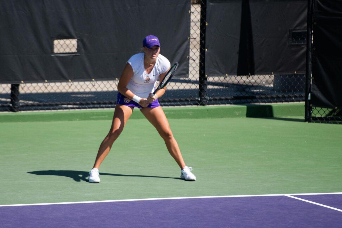 LSU women&#8217;s tennis senior Maggie Cubitt stands ready Friday, Oct. 14, 2022, during the ITA Southern Regional in the singles round of 64 at the LSU Tennis Complex on Gourrier Avenue in Baton Rouge, La.