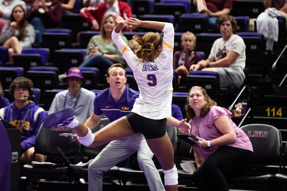 LSU volleyball senior outside hitter Sanaa Dotson (9) saves the ball on Saturday, Oct. 29, 2022, during LSU&#8217;s 3-2 victory against Mississippi State at the Pete Maravich Assembly Center in Baton Rouge, La.