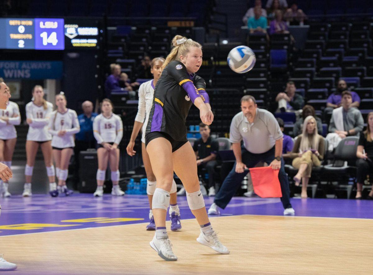 LSU volleyball sophomore libero/defensive specialist Ella Larkin (3) sets the ball on Wednesday, Oct. 5, 2022, before their 3-2 victory over Auburn in the Pete Maravich Assembly Center on N. Stadium Drive.