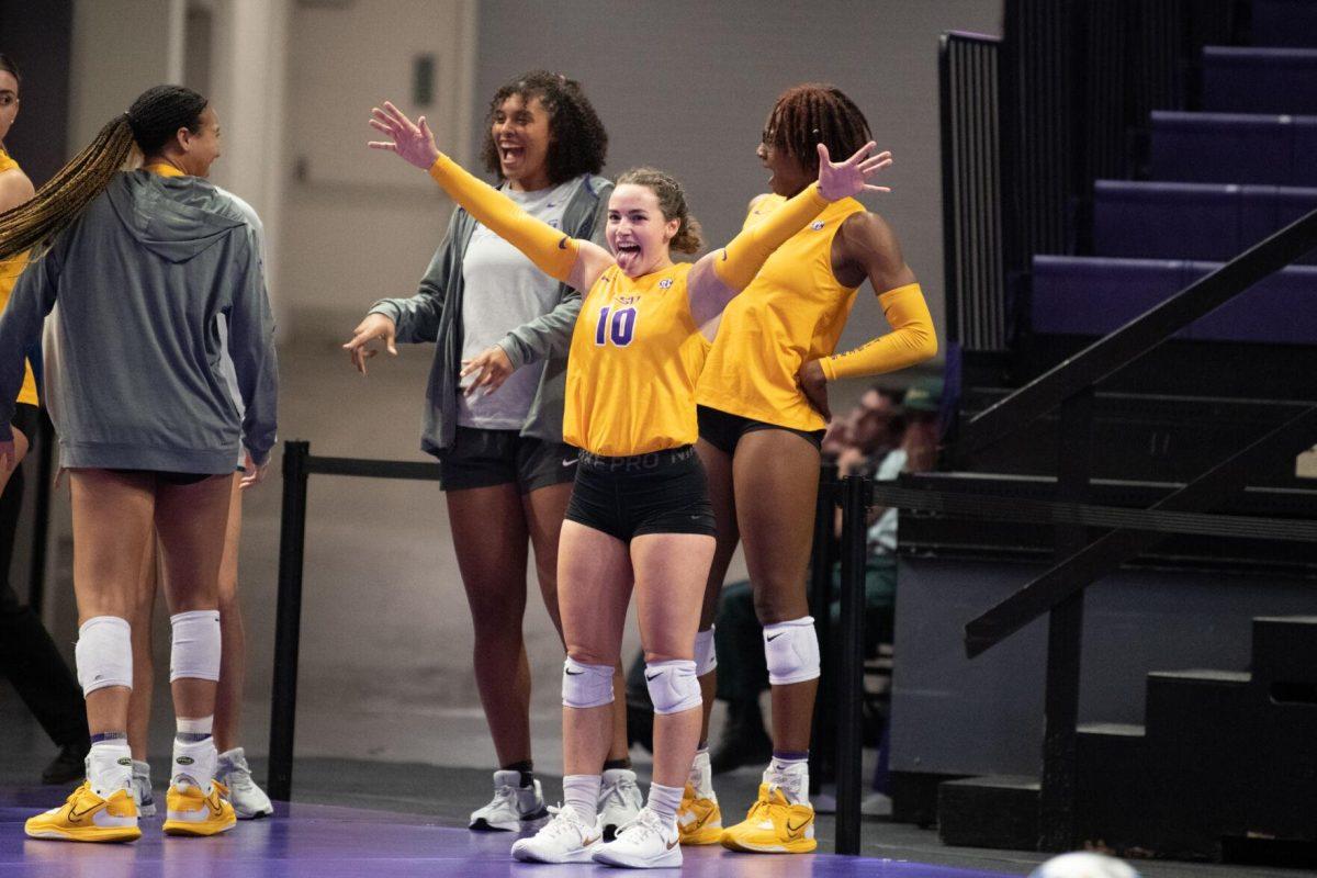 LSU volleyball senior defensive specialist Jill Bohnet (10) smiles on the side on Saturday, Oct. 1, 2022, during LSU&#8217;s 2-3 defeat to Ole Miss at the Pete Maravich Assembly Center in Baton Rouge, La.